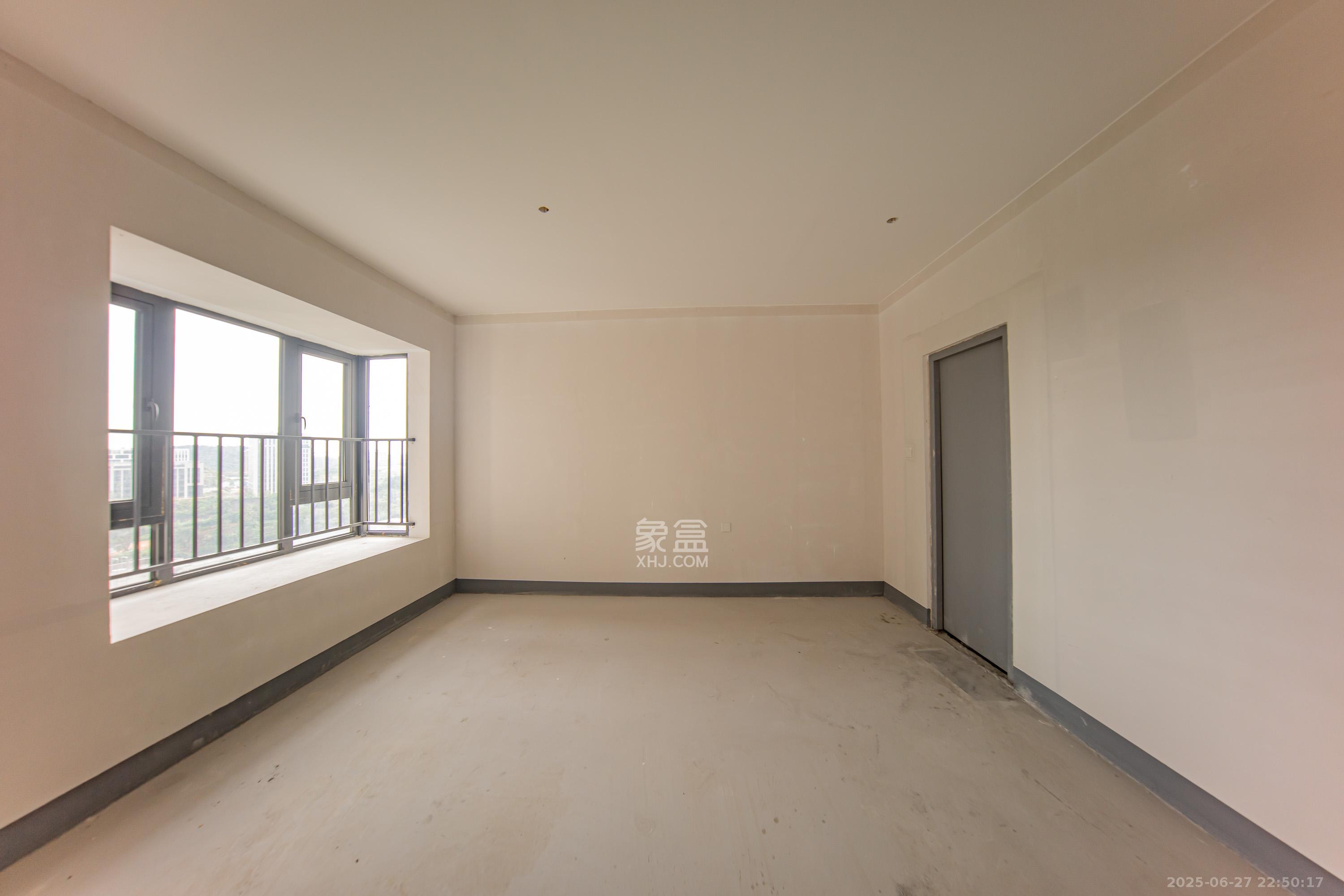 建投象山国际  3室2厅2卫   99.00万卧室