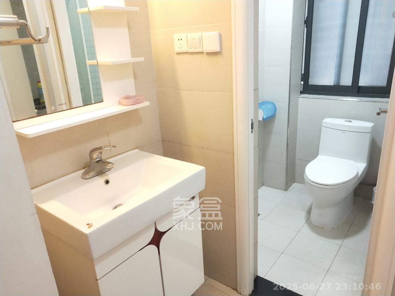 和庄  3室1厅1卫   1900.00元/月室内图