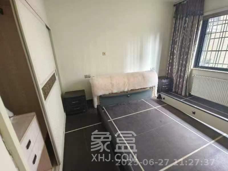 沁园春御院  3室2厅2卫   3400.00元/月室内图