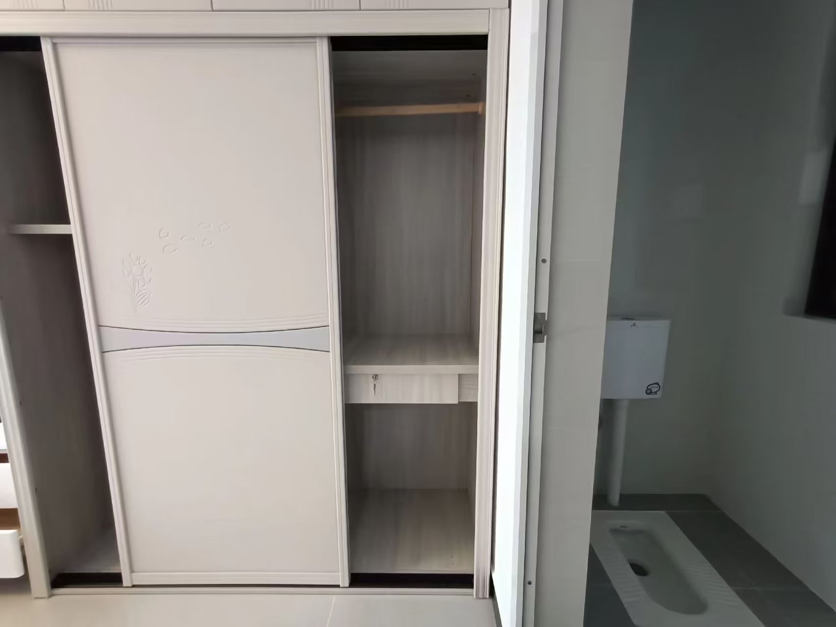 世茂云城  3室2厅2卫   1700.00元/月室内图