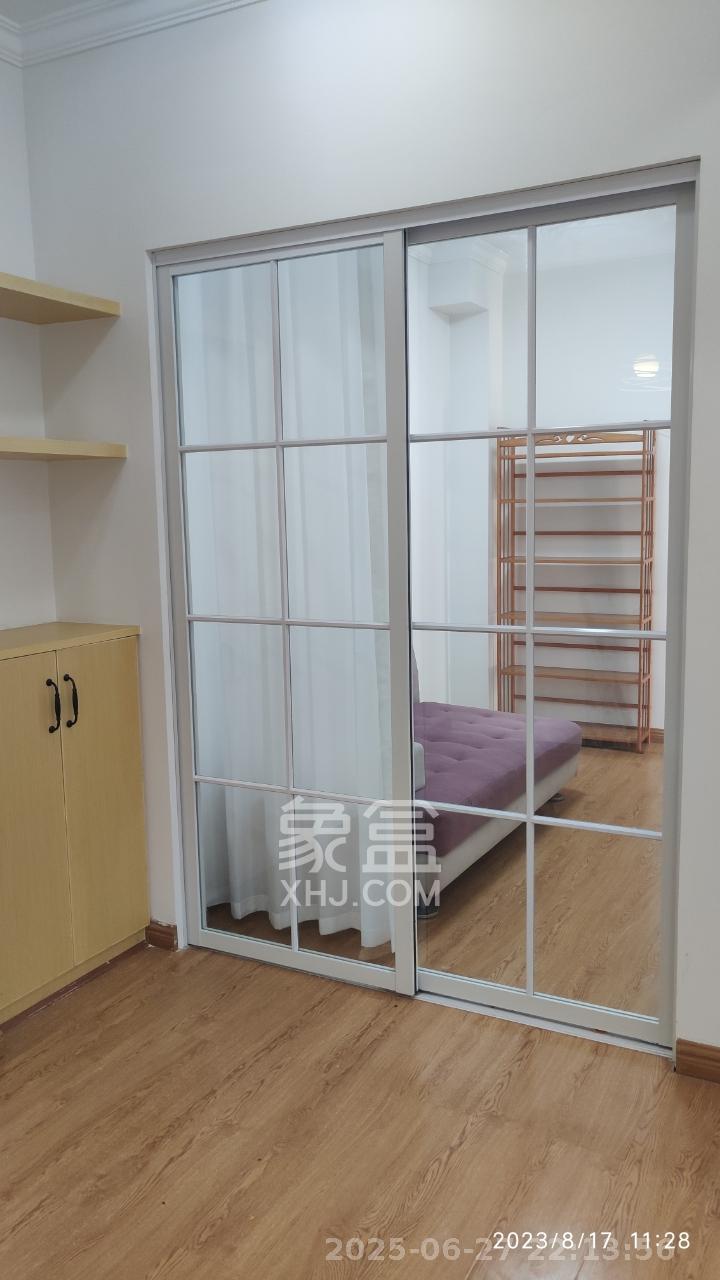 保利麓谷林语E区  5室2厅1卫   3200.00元/月室内图