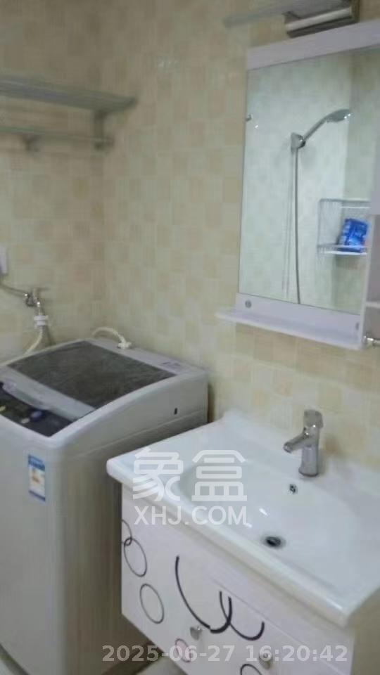 达美D6区  1室1厅1卫   1550.00元/月室内图