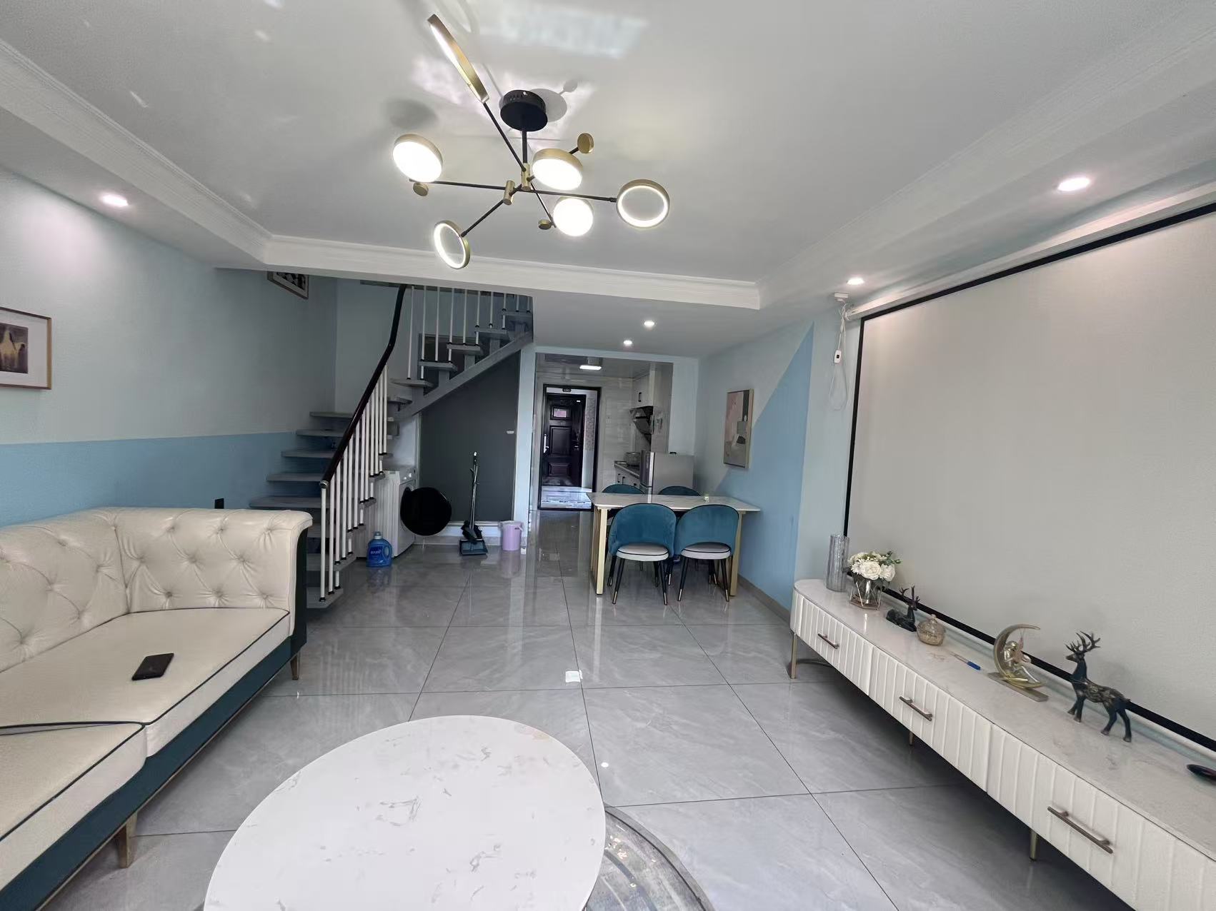 万恒公馆 2室2厅1卫 1900.0元/月 万恒公馆 2室2厅1卫 1900.0元/月户型图