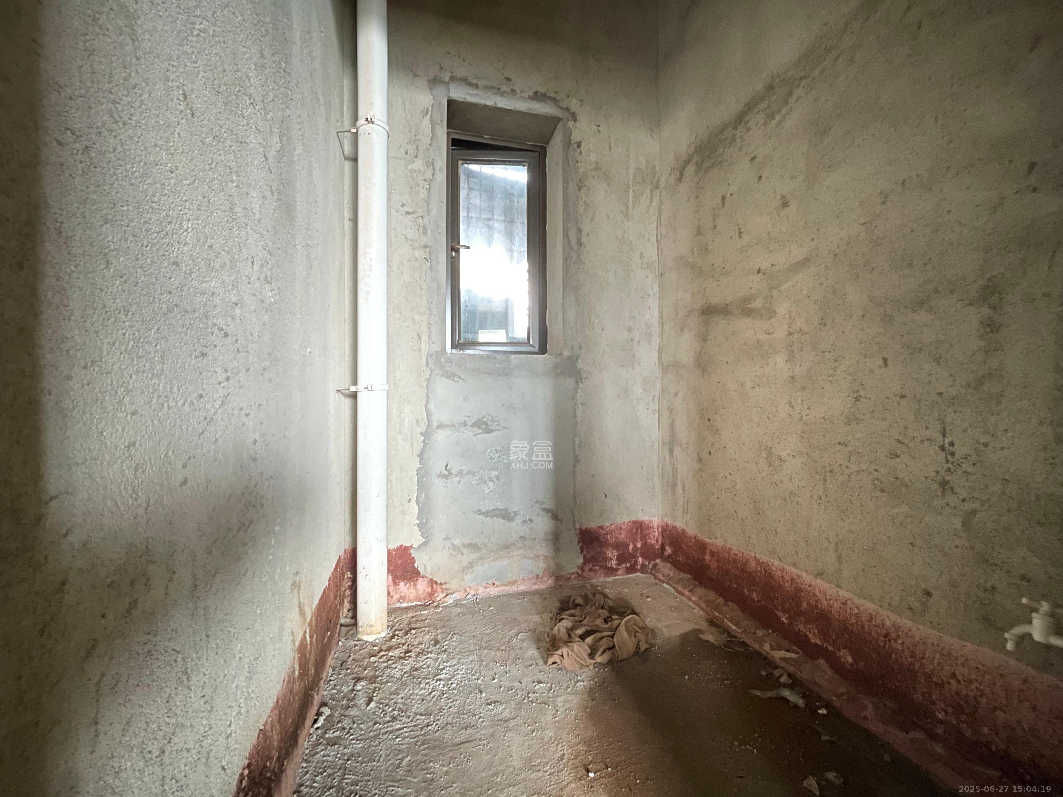 恒大名都   221.86㎡      2500.0元/月室内图