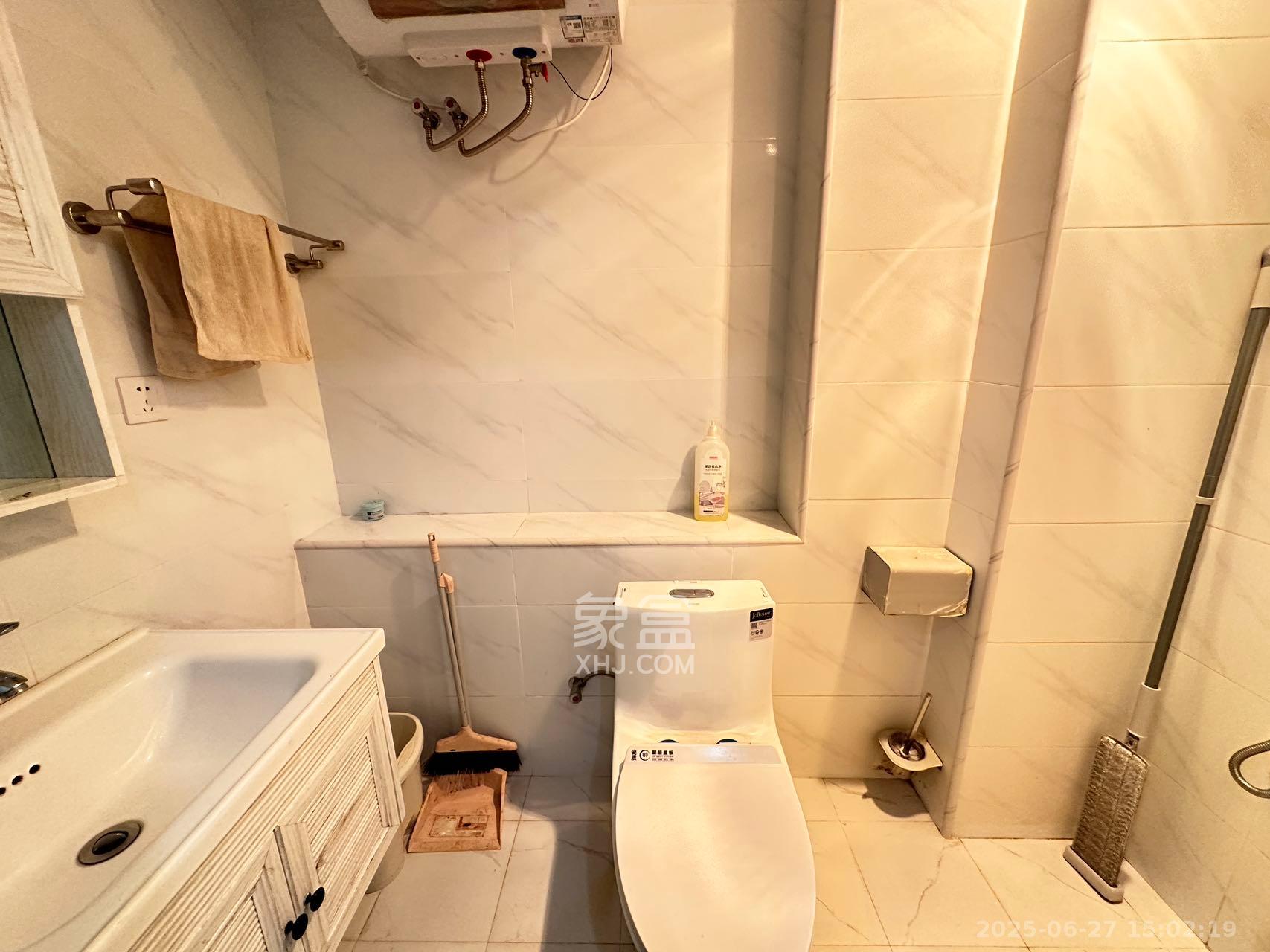 海伦春天 1室1厅1卫 1100.0元/月 海伦春天 1室1厅1卫 1100.0元/月室内图