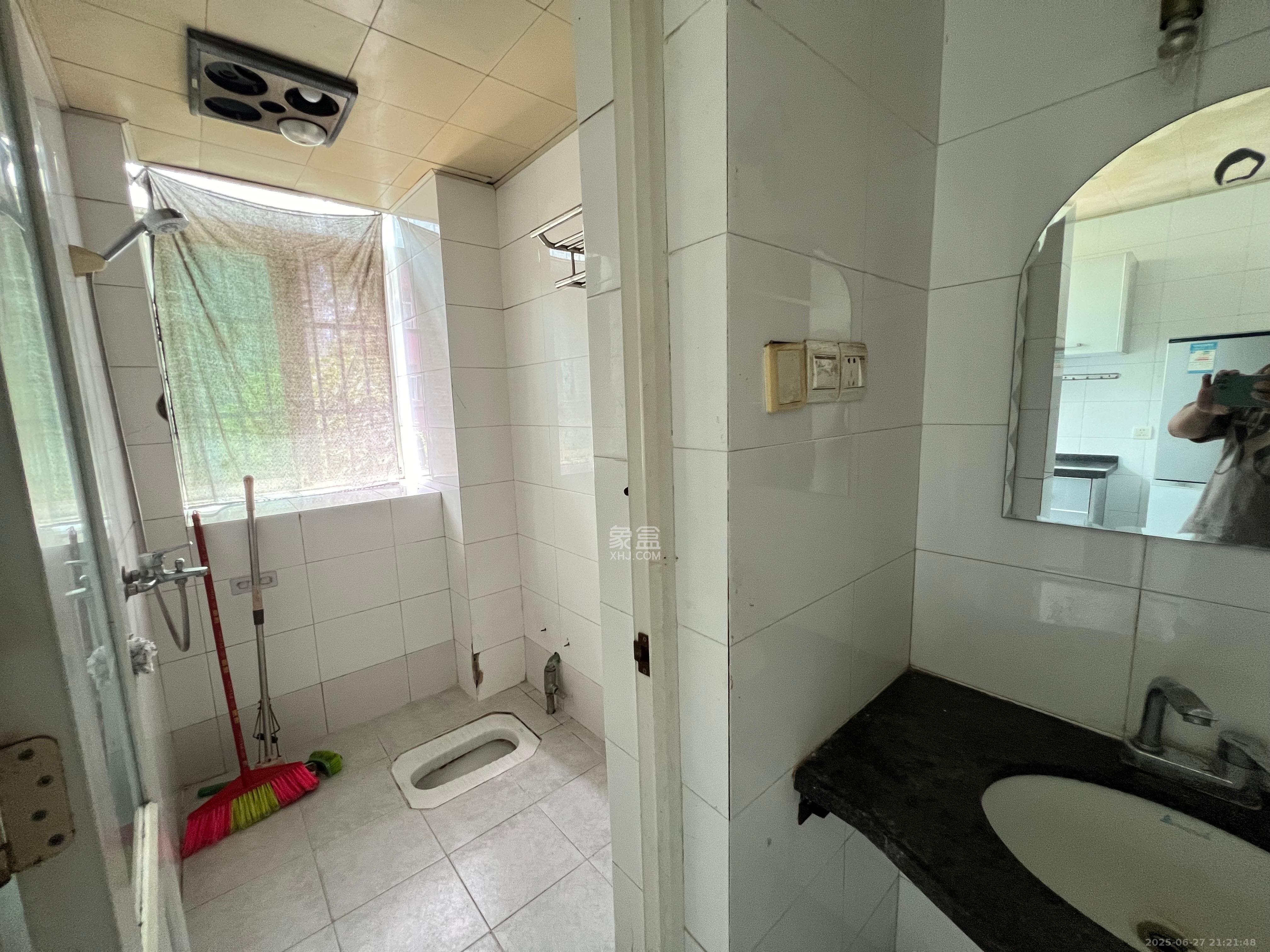 洞井一小区 3室1厅2卫 1900.0元/月 洞井一小区 3室1厅2卫 1900.0元/月室内图