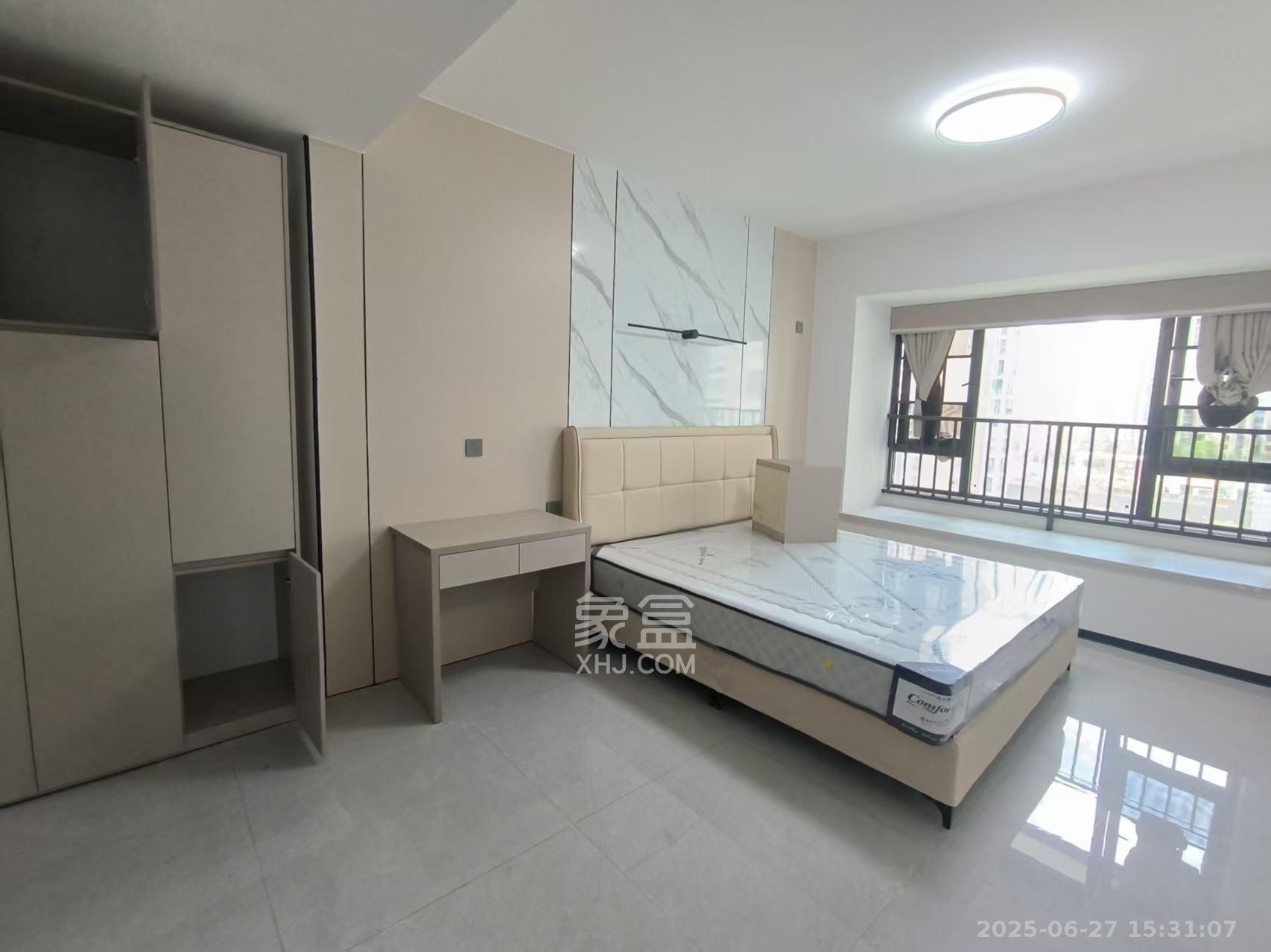 周南学府 3室2厅2卫 2800.0元/月 周南学府 3室2厅2卫 2800.0元/月室内图