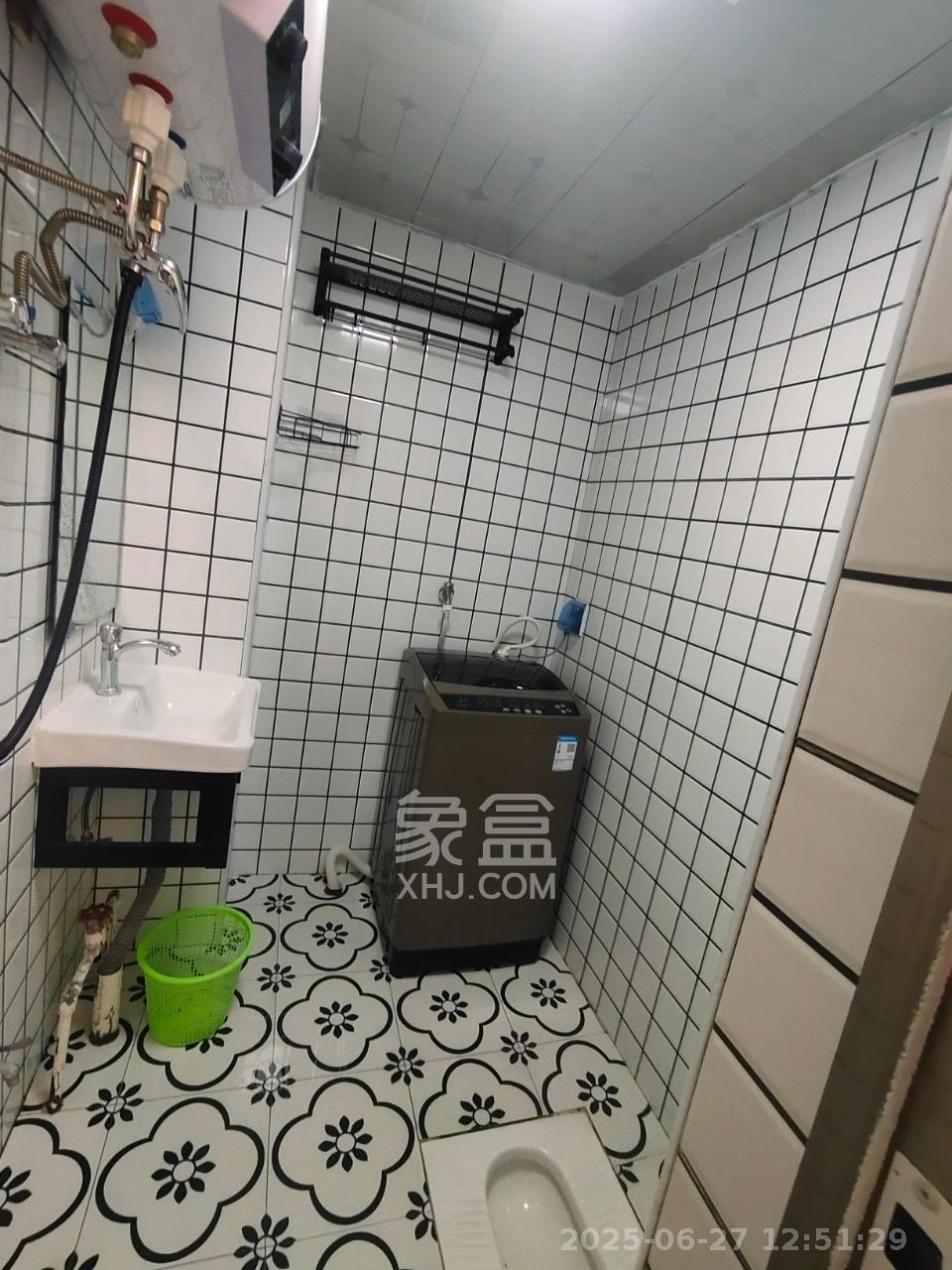 上河国际C区  2室1厅1卫   1350.00元/月室内图
