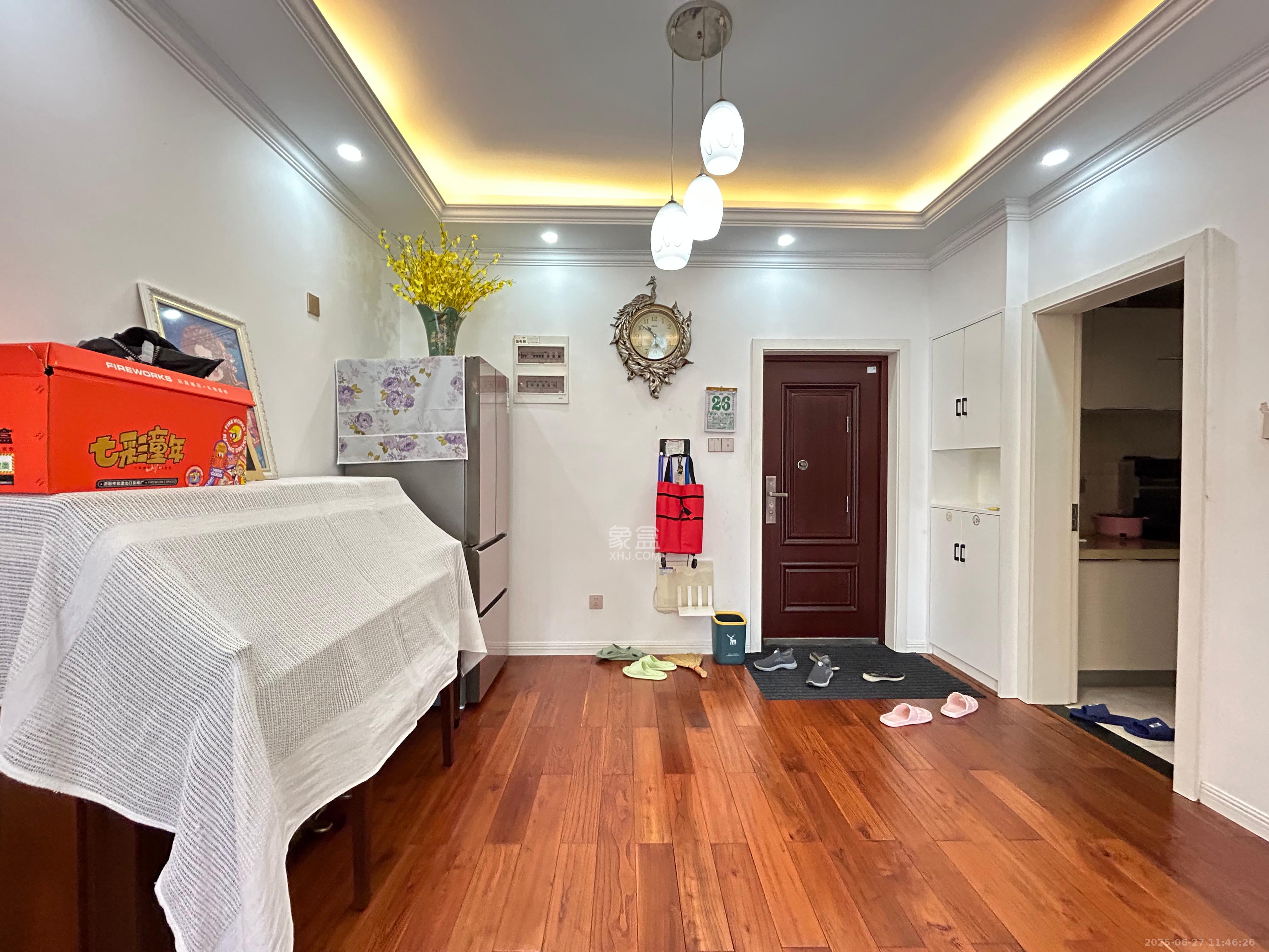 世茂铂翠湾二期 3室2厅1卫 3000.0元/月 世茂铂翠湾二期 3室2厅1卫 3000.0元/月室内图