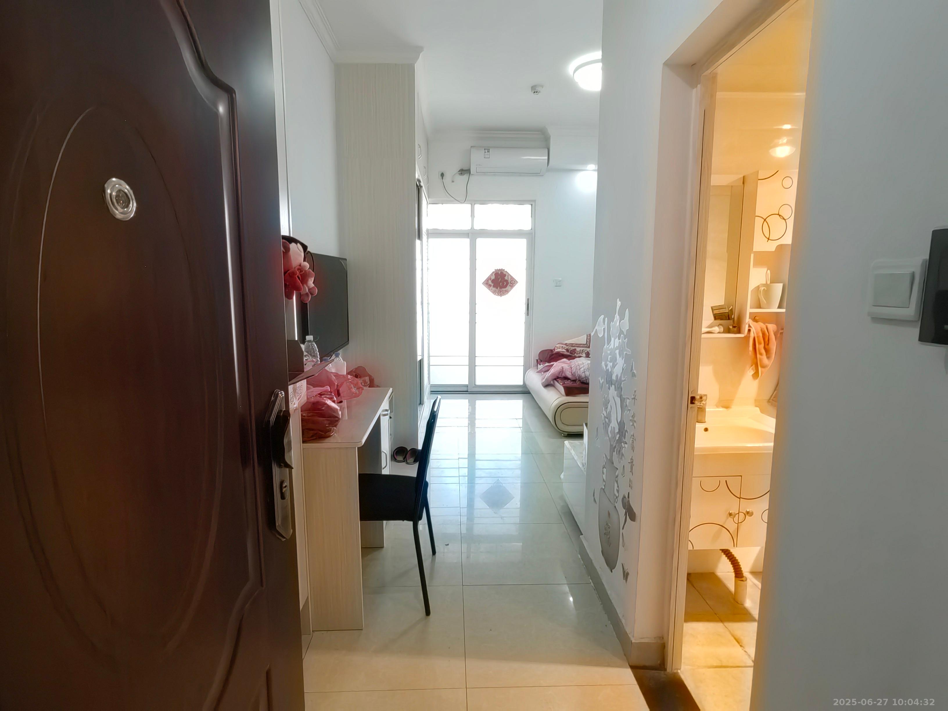 金鼎公园尚 1室1厅1卫 1300.0元/月 金鼎公园尚 1室1厅1卫 1300.0元/月室内图