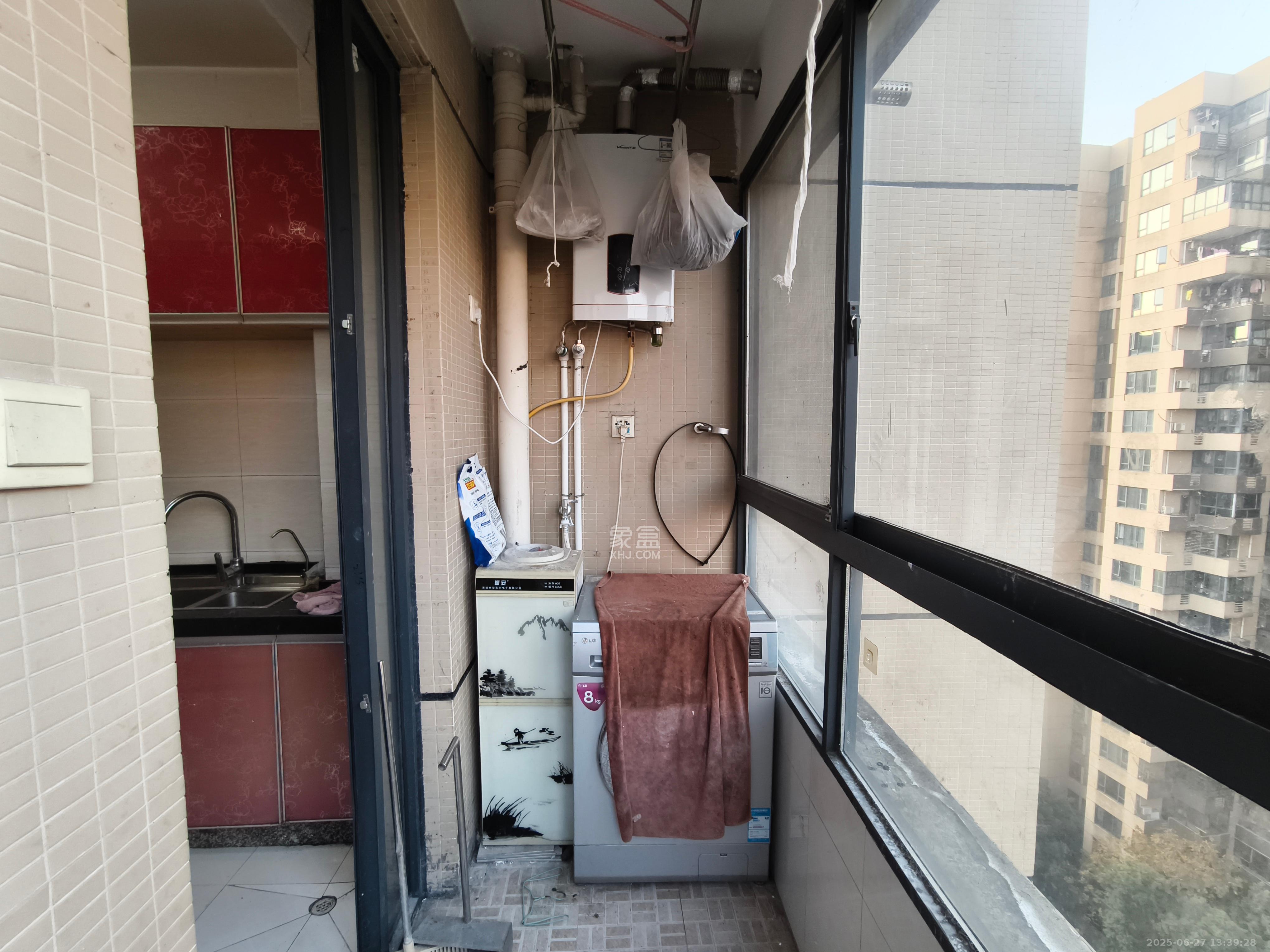 长房时代城  2室2厅1卫   2500.00元/月室内图