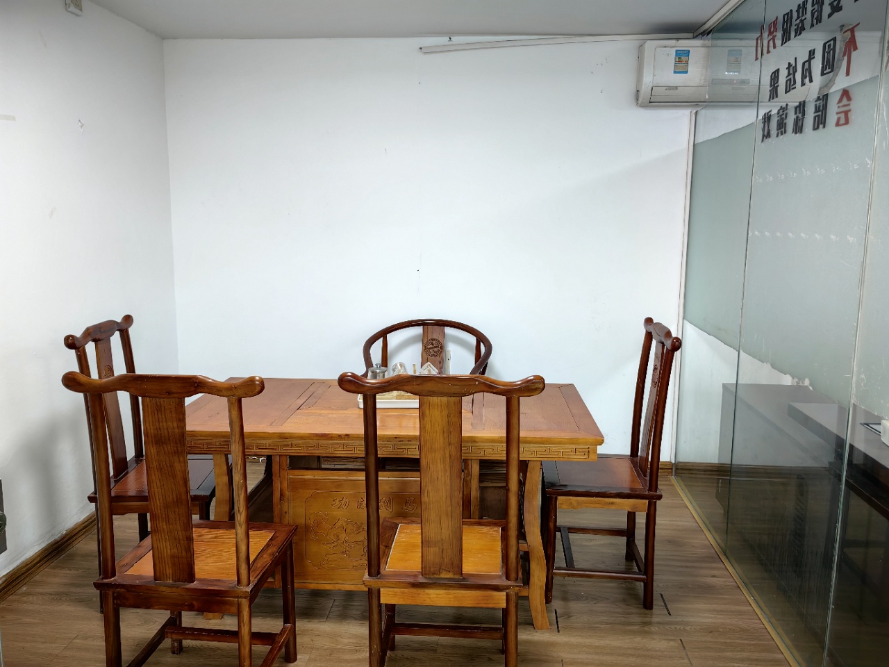 海涯大厦 2室2厅0卫 3900.0元/月 海涯大厦 2室2厅0卫 3900.0元/月室内图