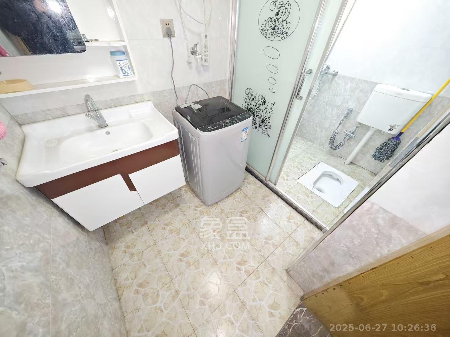 湘江锦绣  3室2厅2卫   2300.00元/月室内图