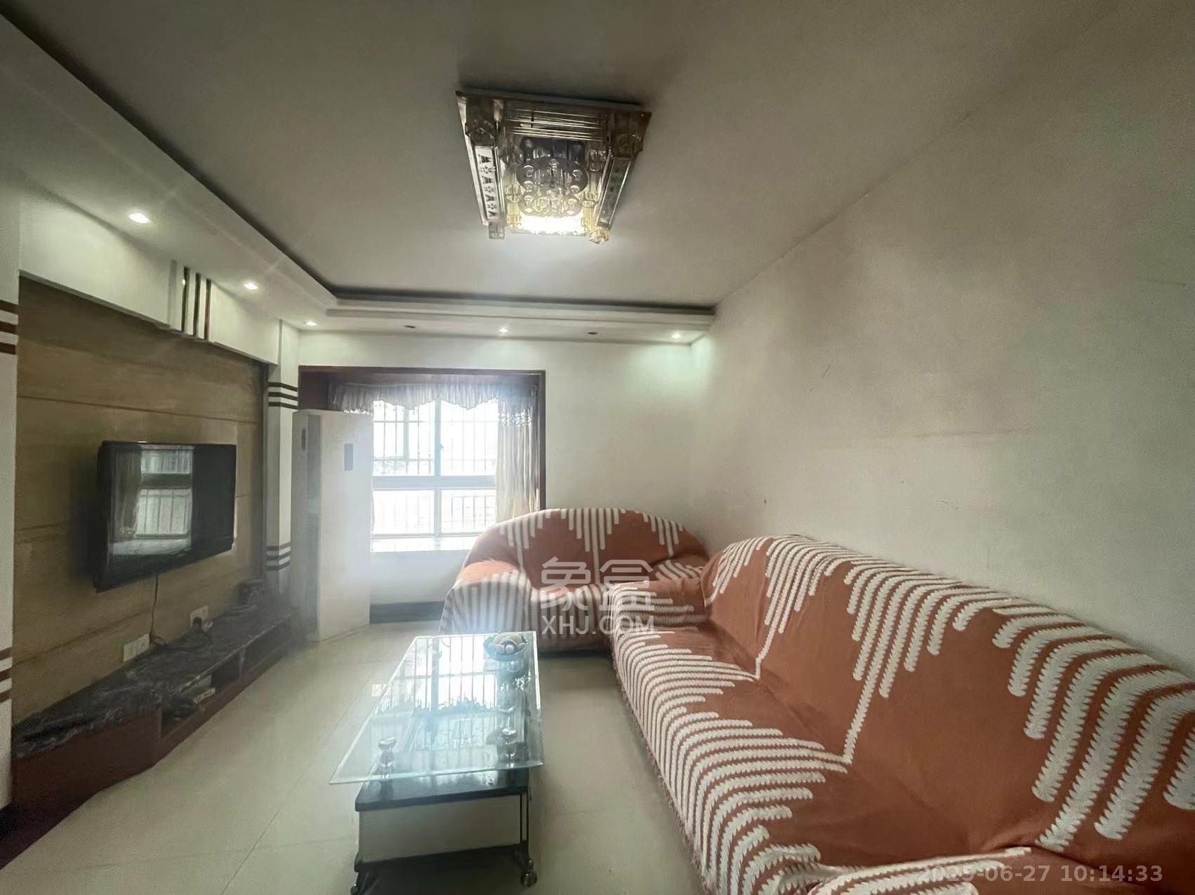 星典时代  3室2厅1卫    2000.0元/月 星典时代  3室2厅1卫    2000.0元/月室内图