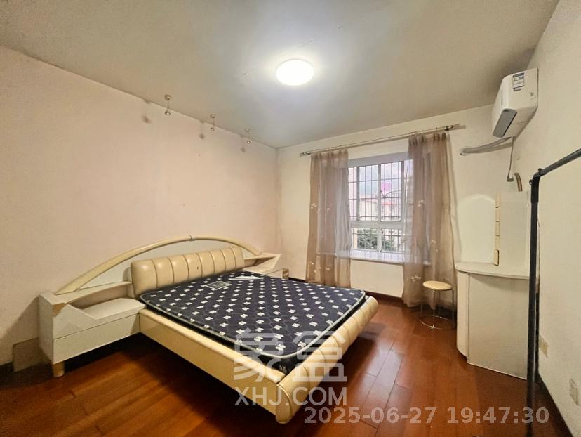 都市春天 3室2厅2卫 2700.0元/月 都市春天 3室2厅2卫 2700.0元/月室内图