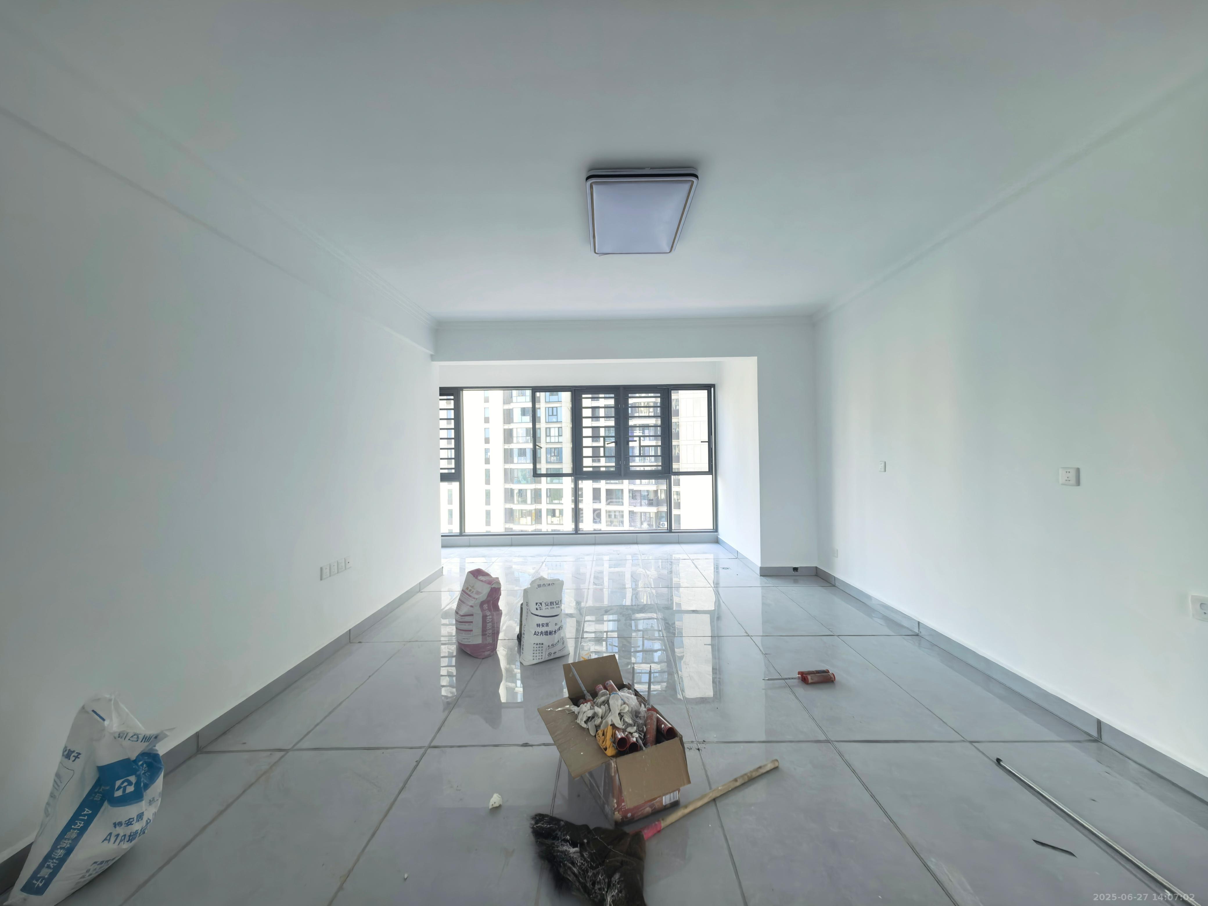 花桥禧新城  4室2厅2卫    4000.0元/月 花桥禧新城  4室2厅2卫    4000.0元/月