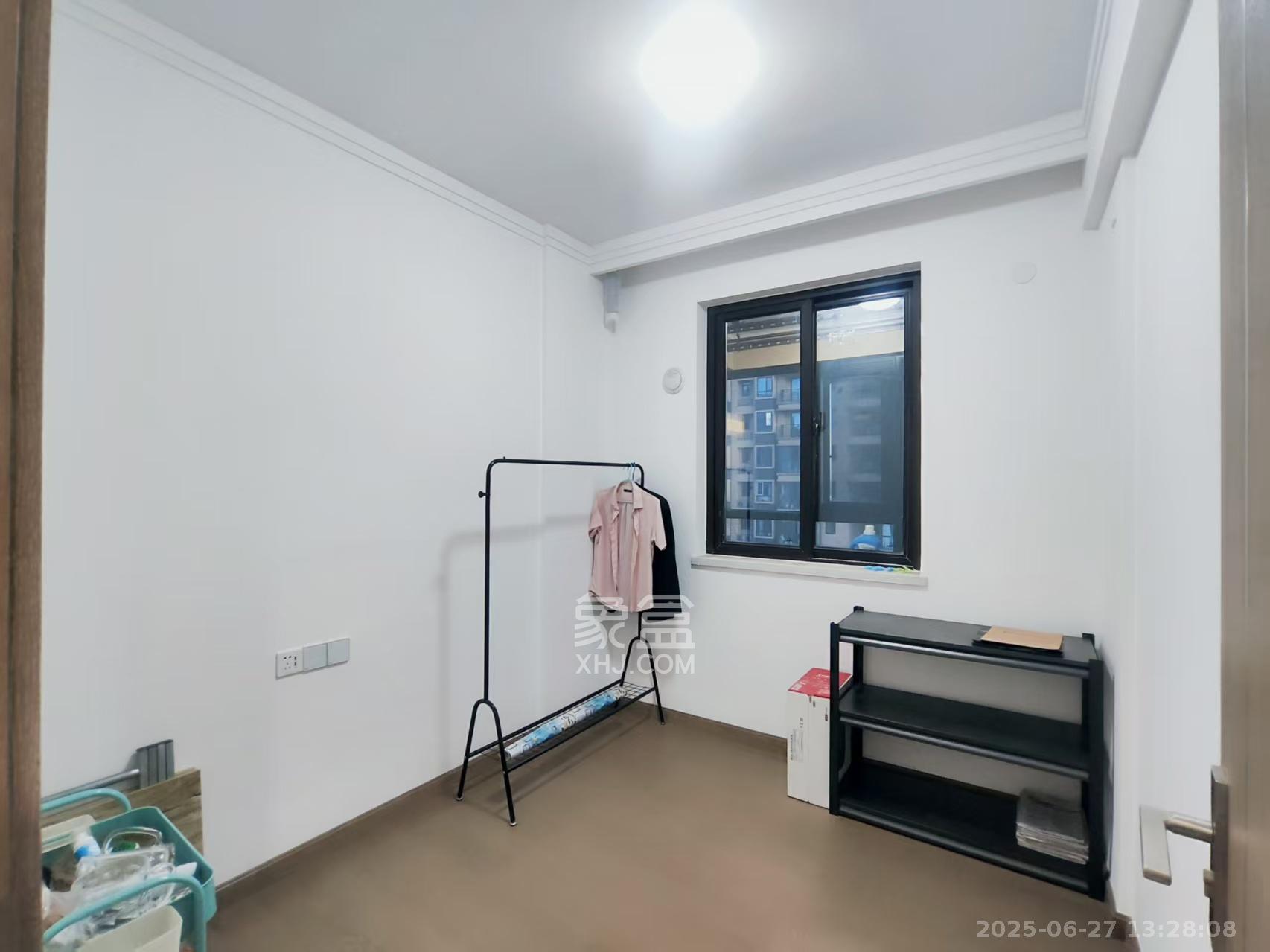 美的翰城  3室2厅1卫    2000.0元/月 美的翰城  3室2厅1卫    2000.0元/月室内图