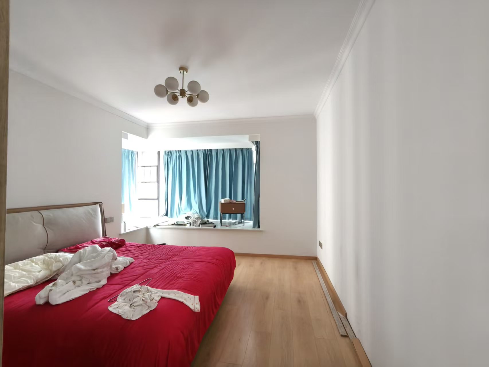 山水印象澜庭 3室2厅2卫 3000.0元/月 山水印象澜庭 3室2厅2卫 3000.0元/月室内图