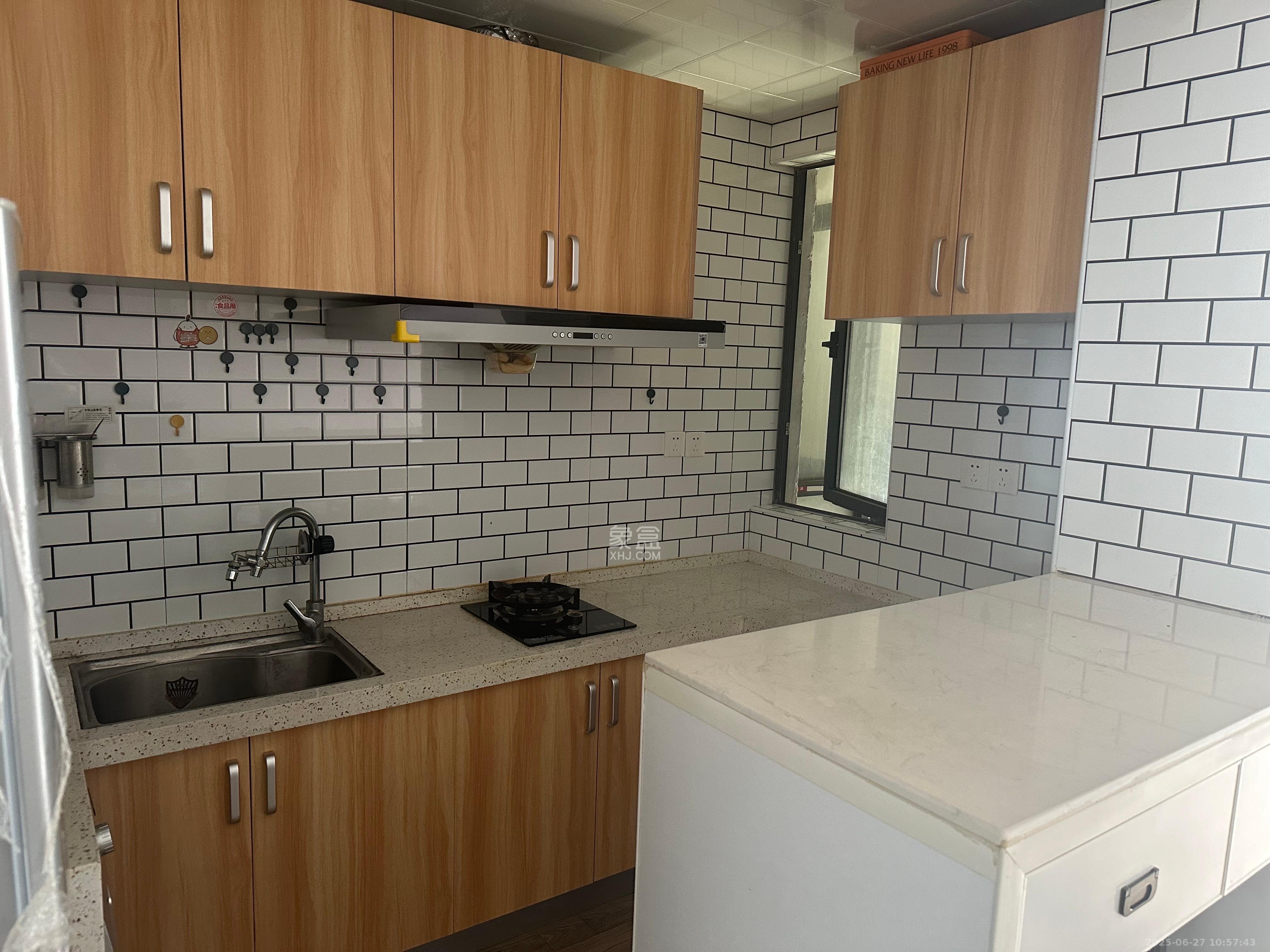 欧亚达国际广场  2室1厅1卫    1600.0元/月室内图