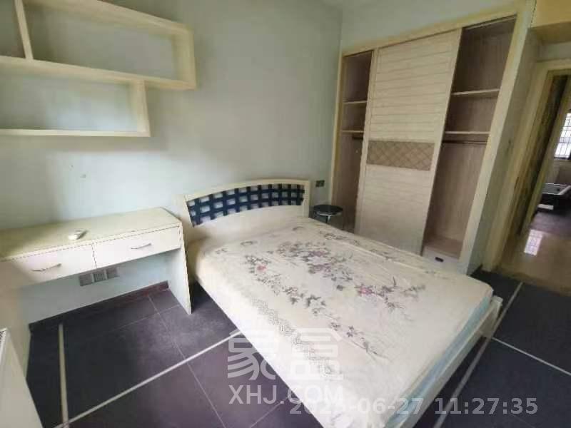 沁园春御院  3室2厅2卫   3400.00元/月室内图