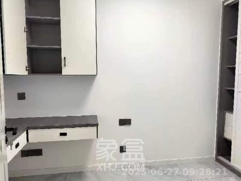 韭菜园嘉苑  3室2厅2卫   4300.00元/月室内图