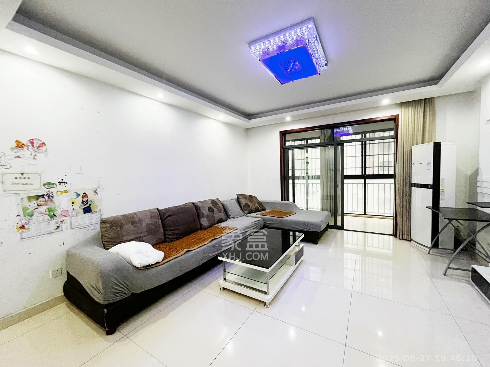 西子湖畔沃府  4室2厅2卫    3500.0元/月 西子湖畔沃府  4室2厅2卫    3500.0元/月室内图