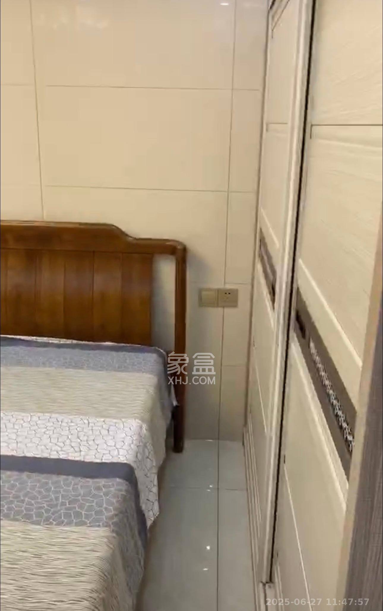 国泰九龙湾  1室1厅1卫   1500.00元/月室内图