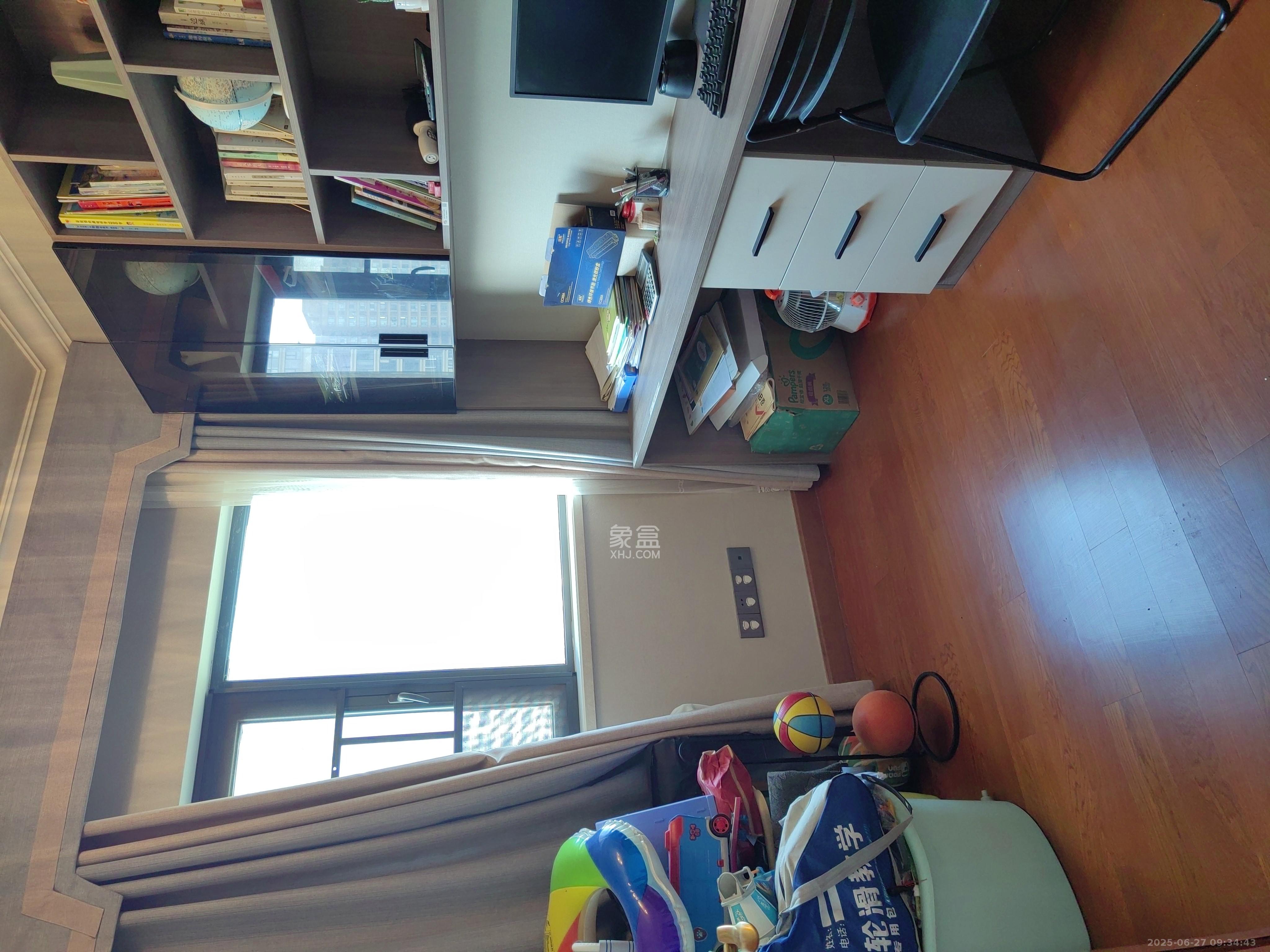 恒大御景半岛 4室2厅2卫 2300.0元/月 恒大御景半岛 4室2厅2卫 2300.0元/月室内图