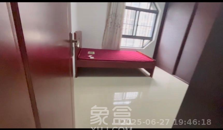 西子湖畔沃府  4室2厅2卫    3500.0元/月 西子湖畔沃府  4室2厅2卫    3500.0元/月室内图