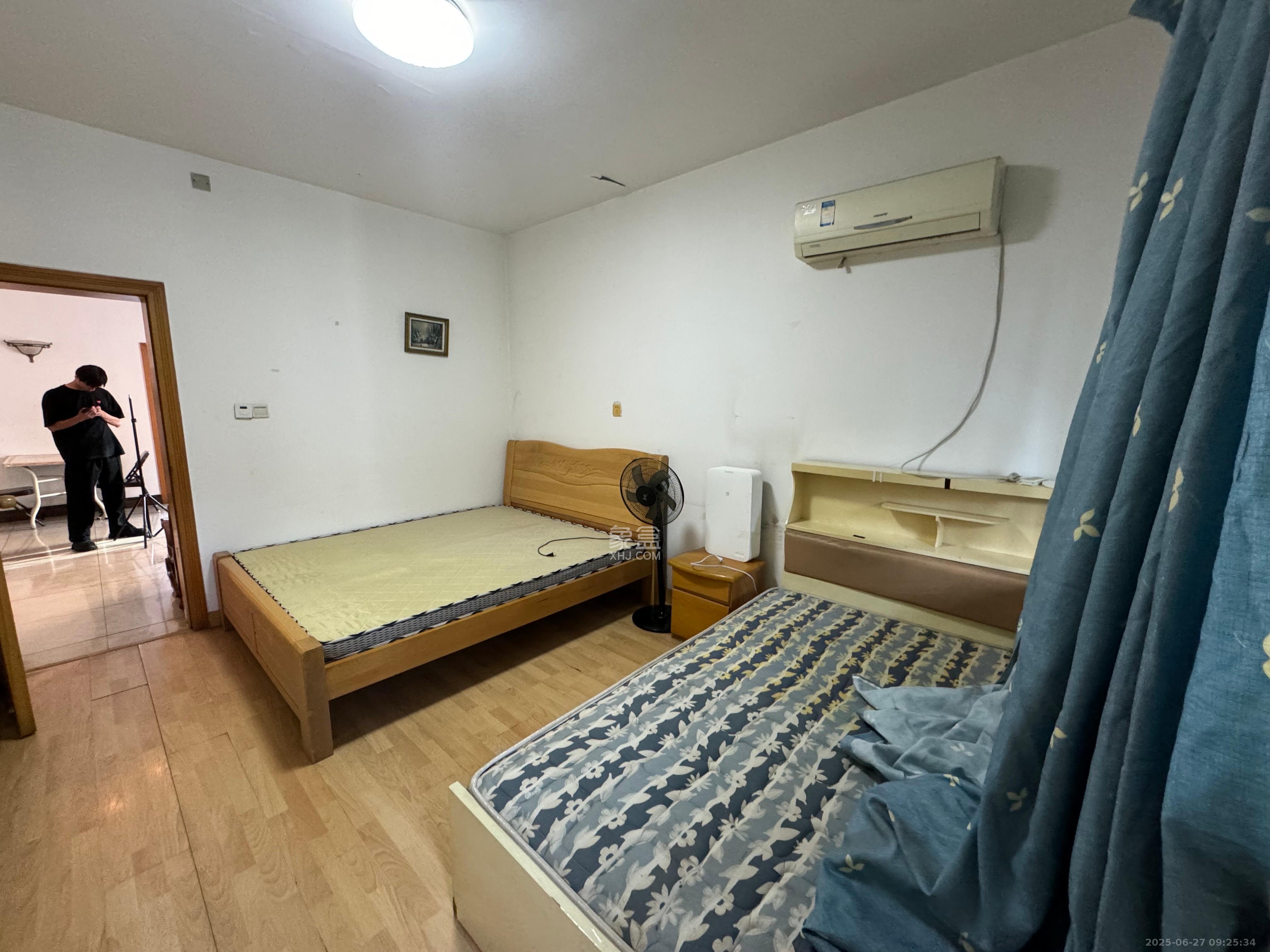 上麻园岭279号(原新华书店宿舍) 3室2厅1卫 2500.0元/月 上麻园岭279号(原新华书店宿舍) 3室2厅1卫 2500.0元/月室内图