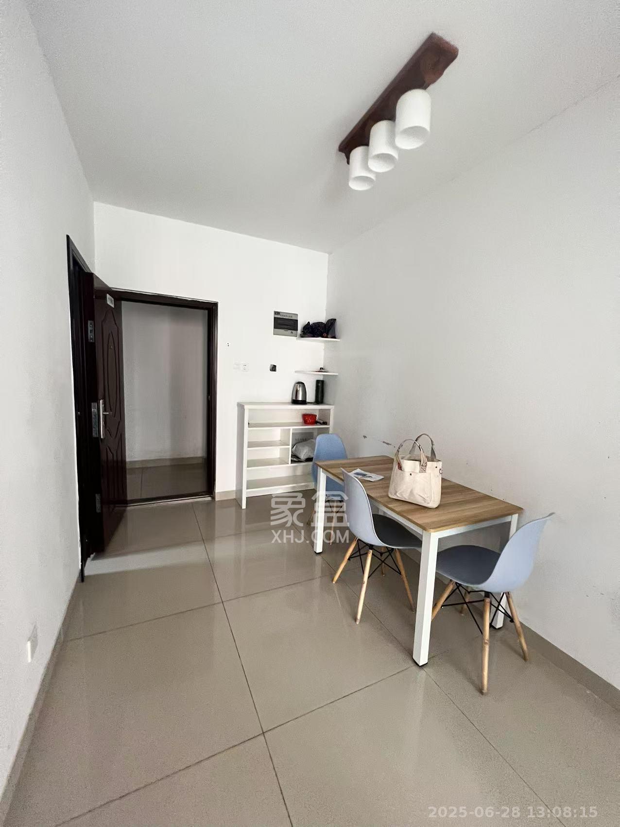 怡海星城 1室1厅1卫 1600.0元/月 怡海星城 1室1厅1卫 1600.0元/月室内图