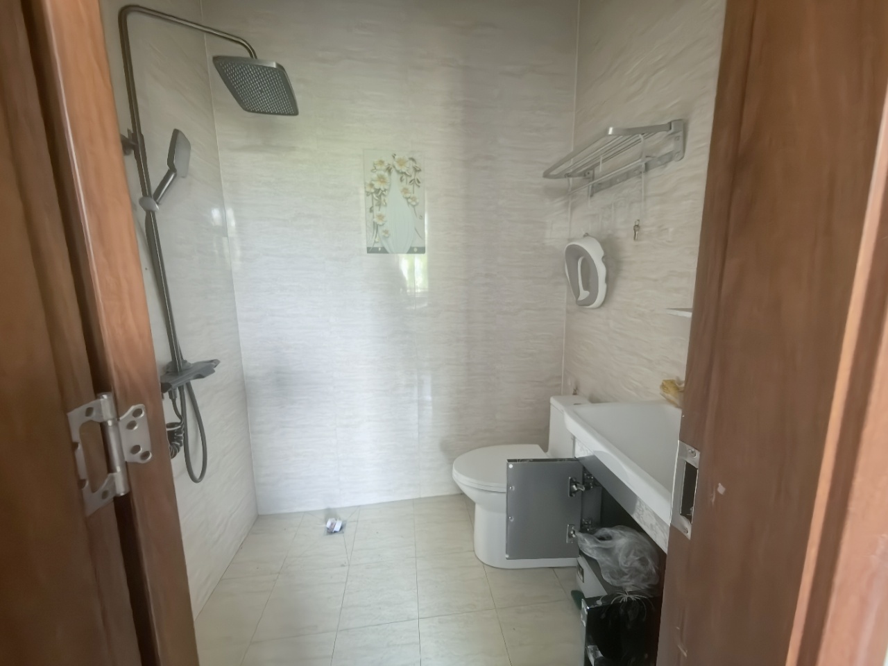 黄金海岸花园 9室2厅4卫 35000.0元/月 黄金海岸花园 9室2厅4卫 35000.0元/月室内图