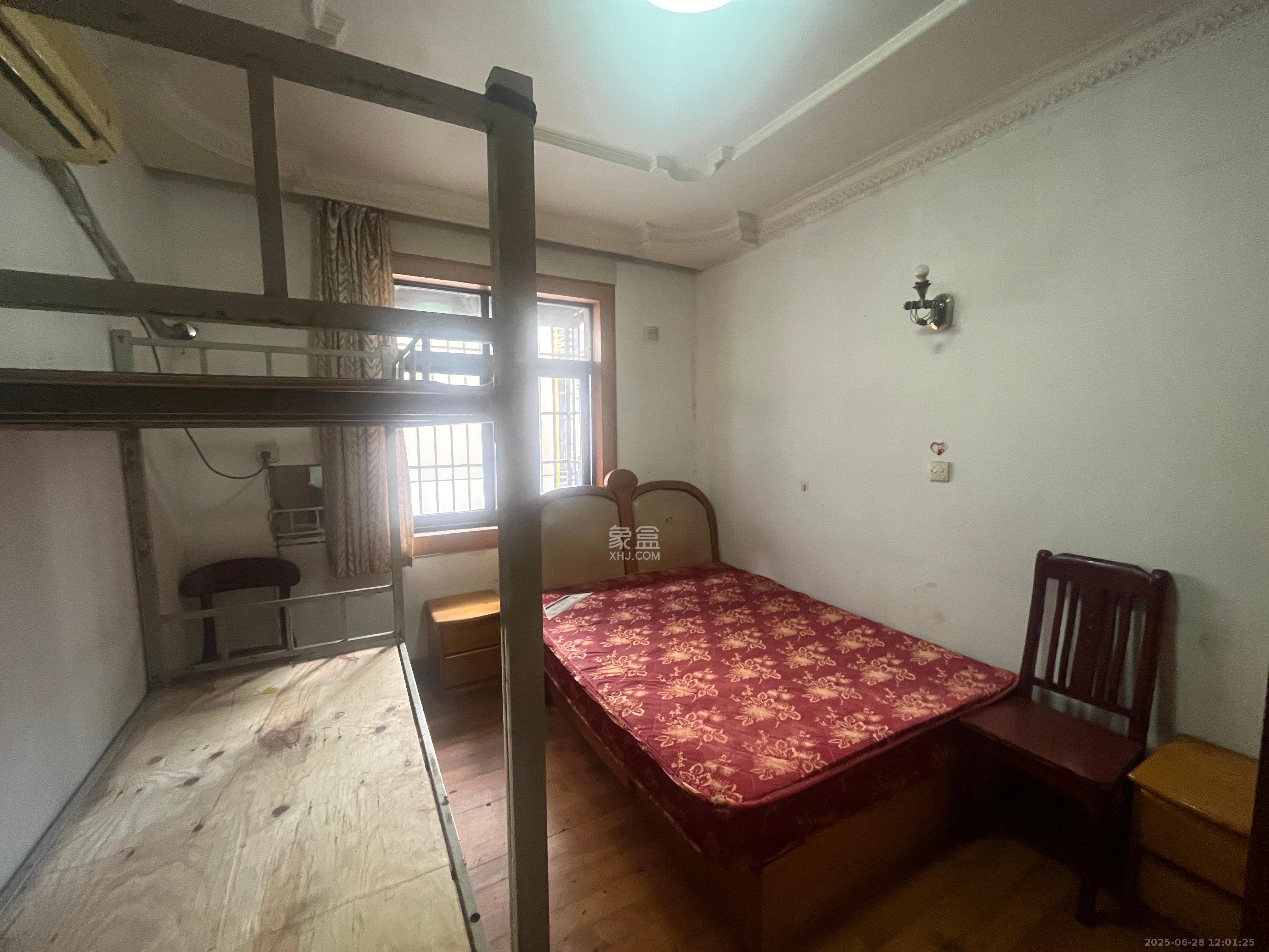 环城堤综合楼（产权如意街综合楼）  1室0厅0卫   2800.00元/月室内图