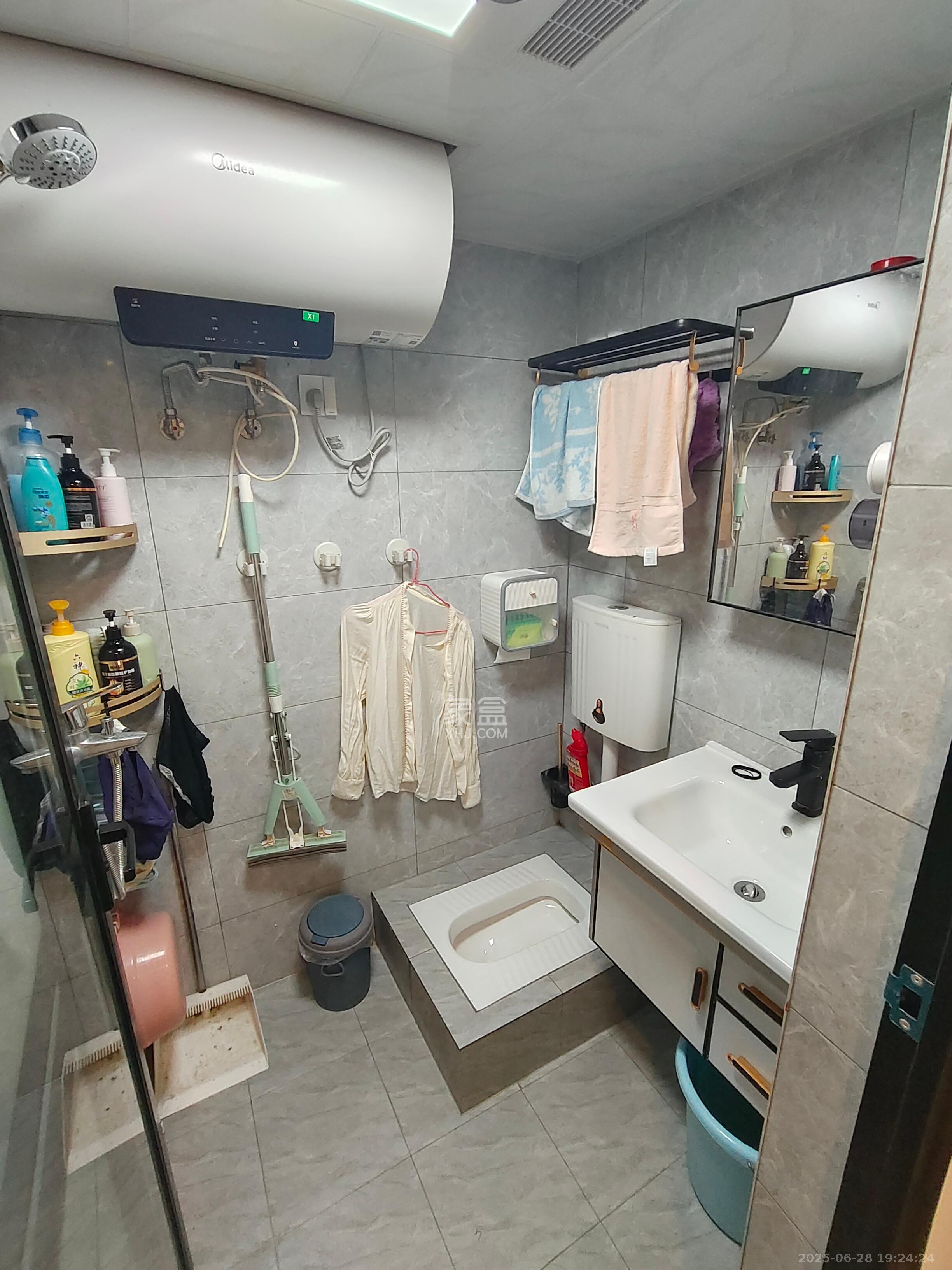 金地铂悦 1室0厅0卫 1800.0元/月 金地铂悦 1室0厅0卫 1800.0元/月室内图