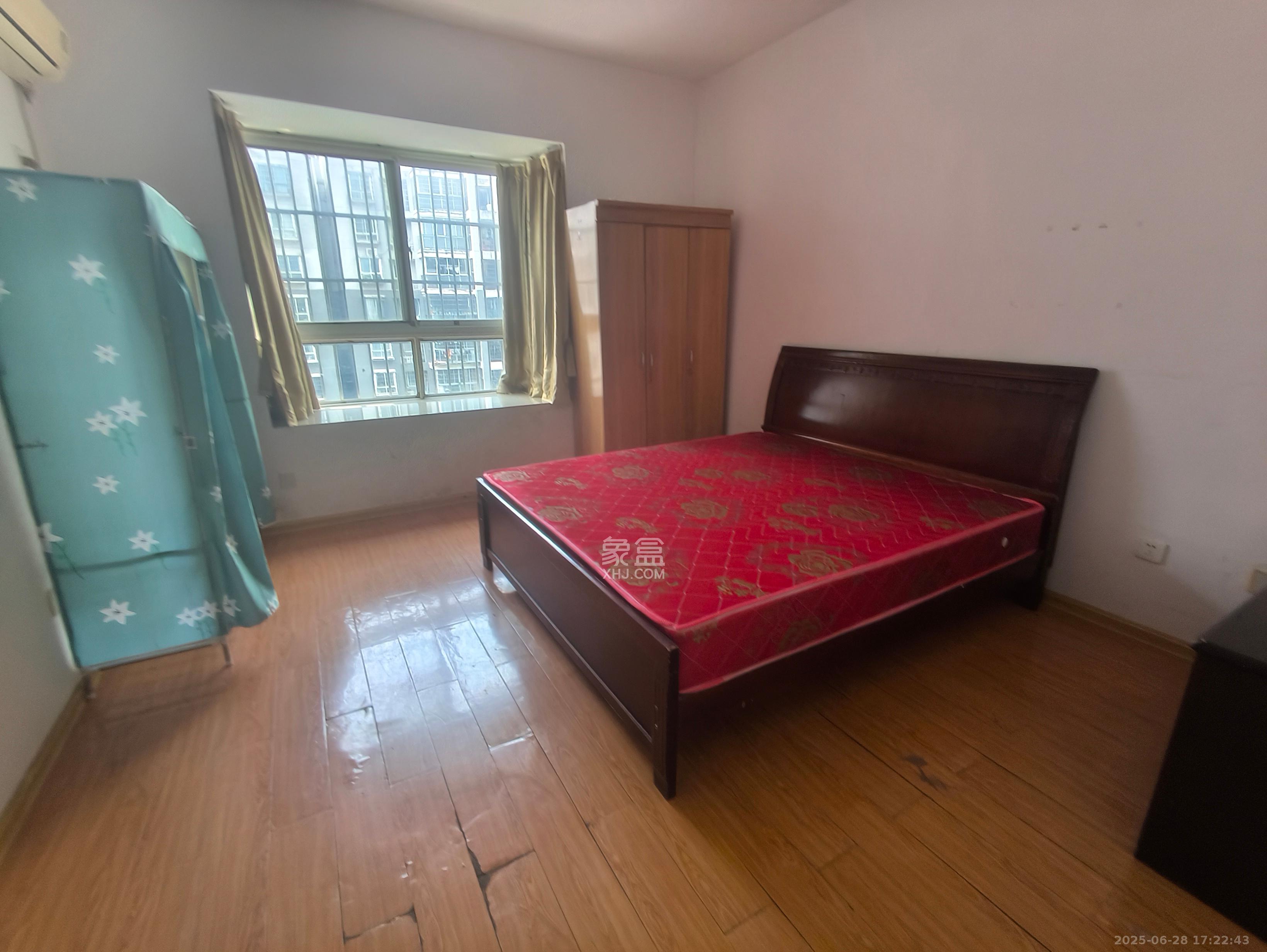 景上鑫苑 4室2厅2卫 2500.0元/月 景上鑫苑 4室2厅2卫 2500.0元/月室内图