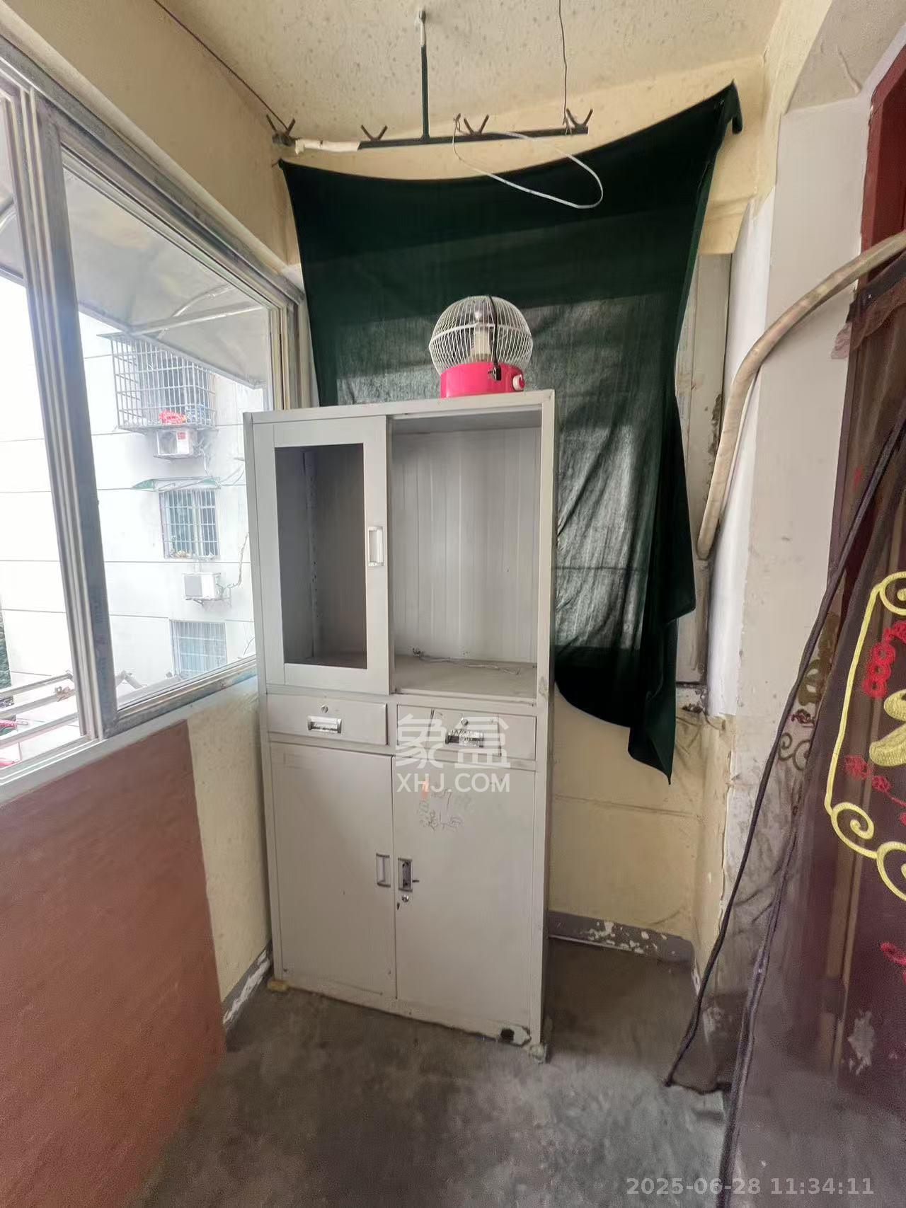 广厦新村  1室1厅1卫   1300.00元/月室内图