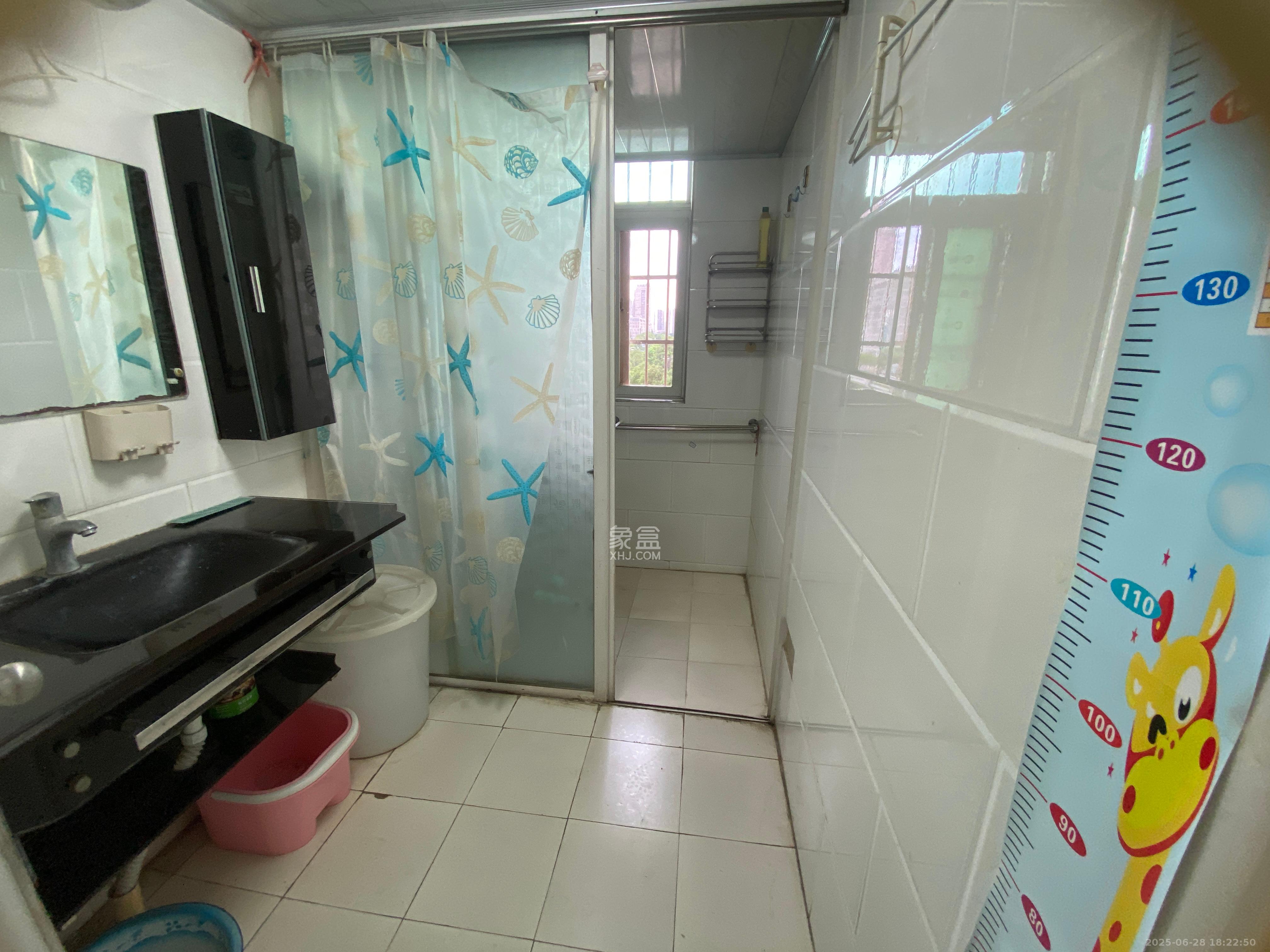 麓谷加州阳光 2室2厅1卫 1800.0元/月 麓谷加州阳光 2室2厅1卫 1800.0元/月室内图