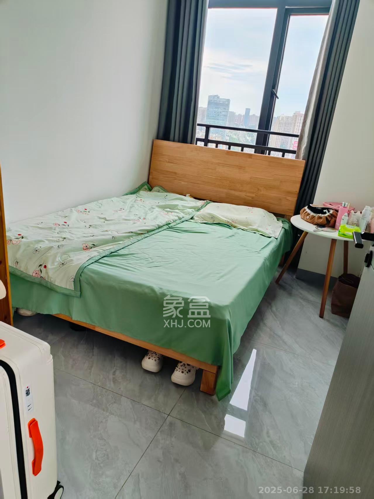 西子湖畔沃府  2室1厅1卫   2100.00元/月室内图