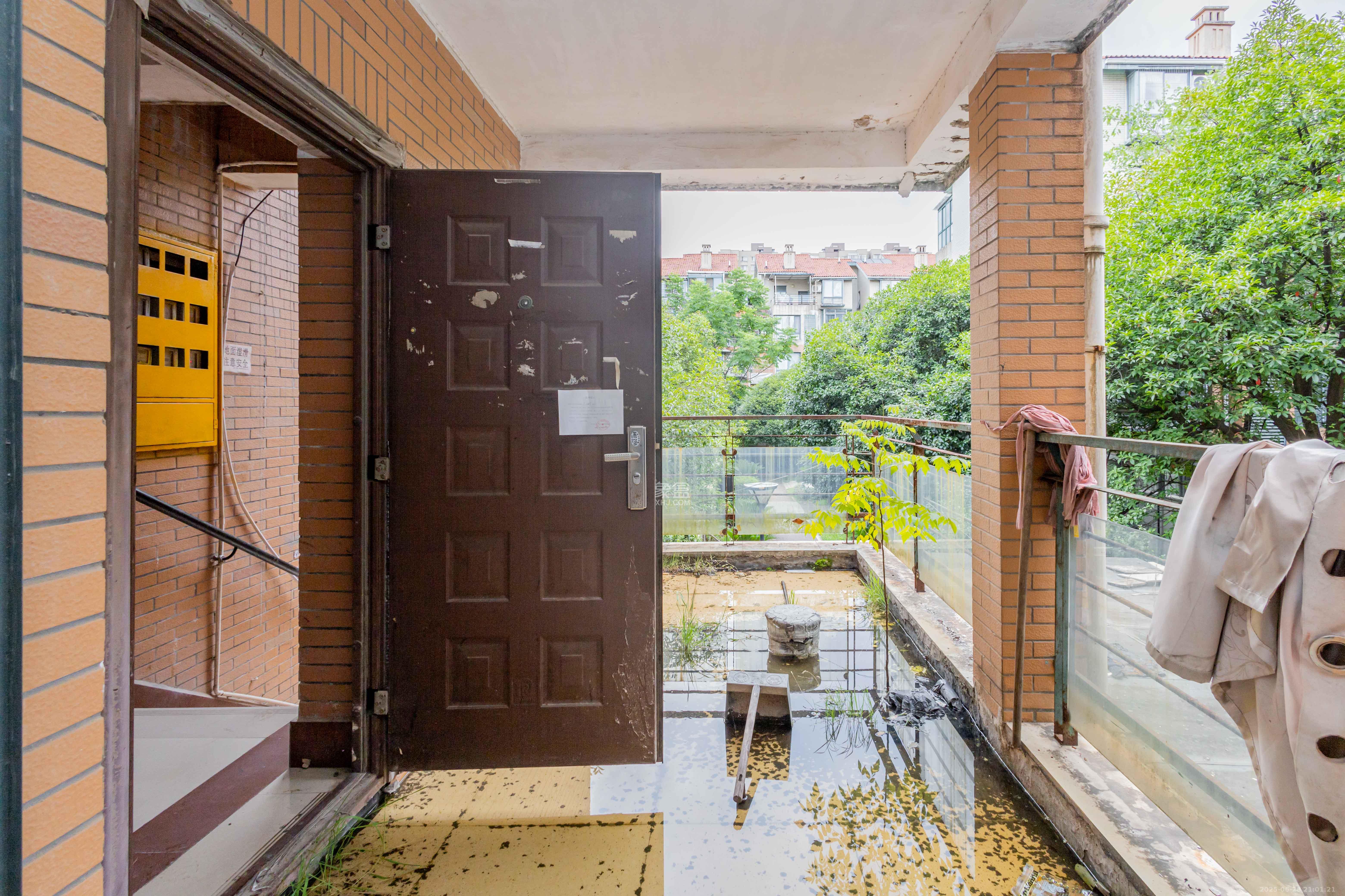 东业早安星城  3室2厅2卫    74.8万卧室