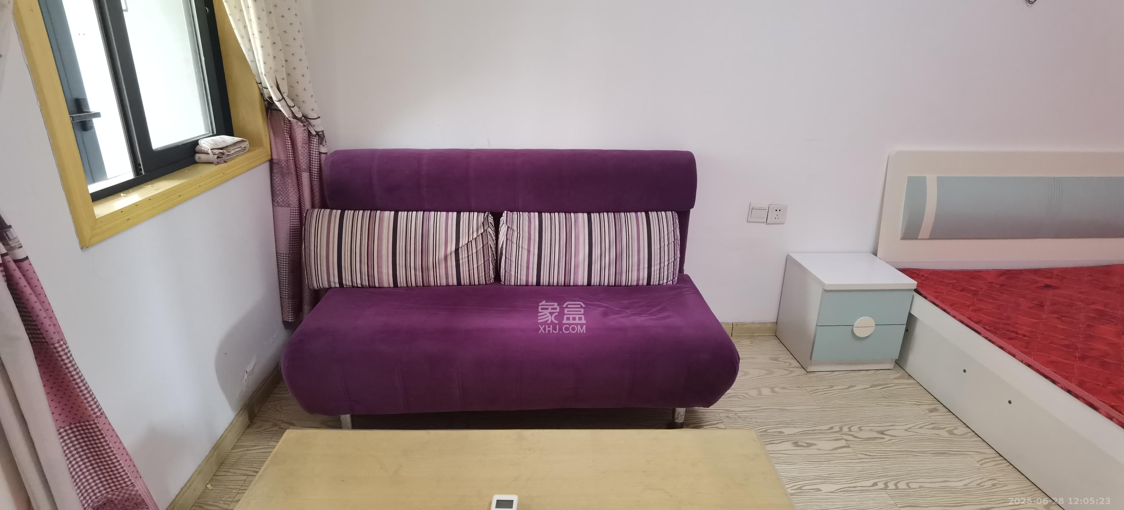 上峰苑(兰亭玥岛)  1室1厅1卫    1400.0元/月 上峰苑(兰亭玥岛)  1室1厅1卫    1400.0元/月室内图