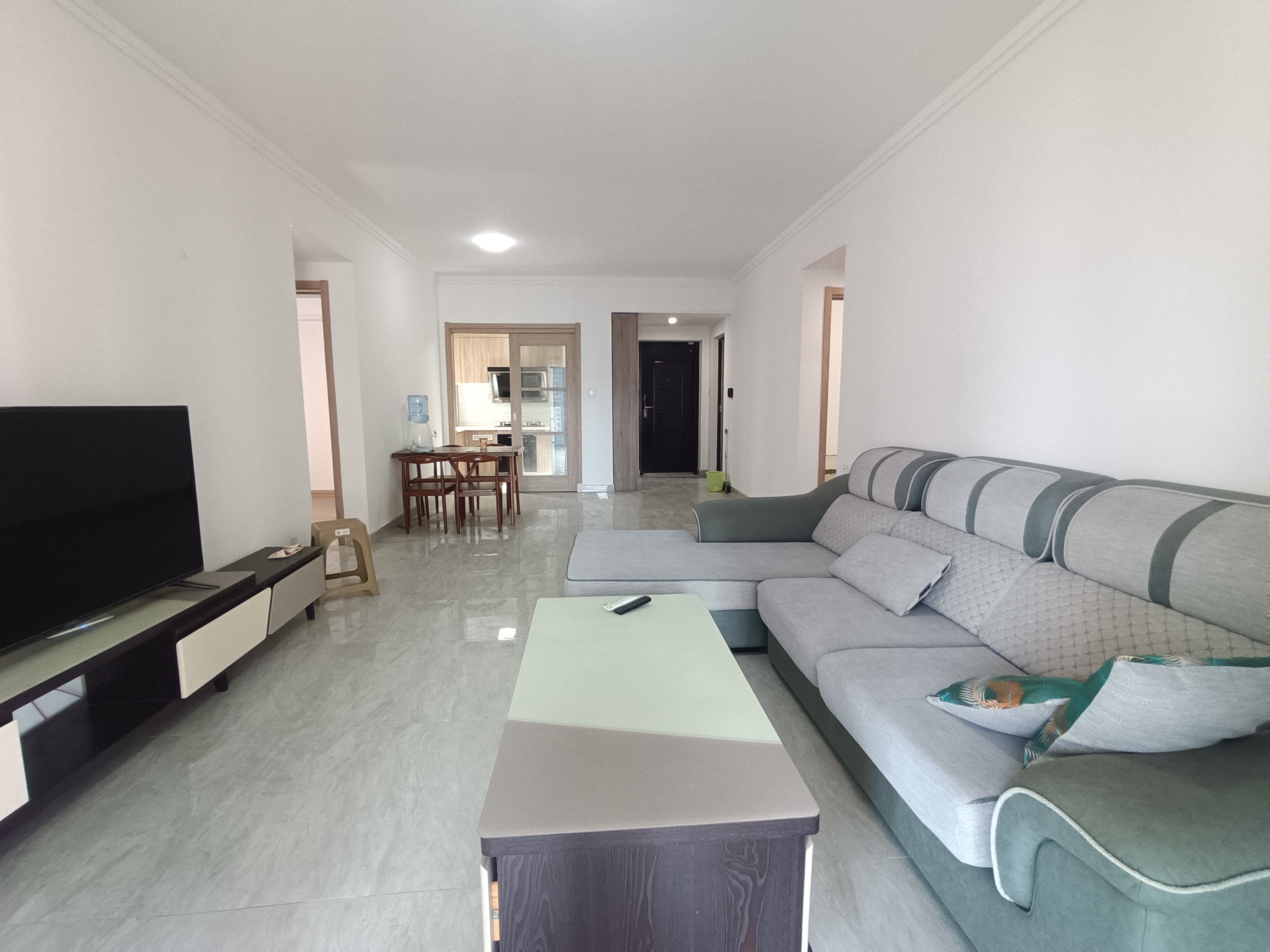 美的翰城  4室2厅2卫    102.0万 美的翰城  4室2厅2卫    102.0万室内图