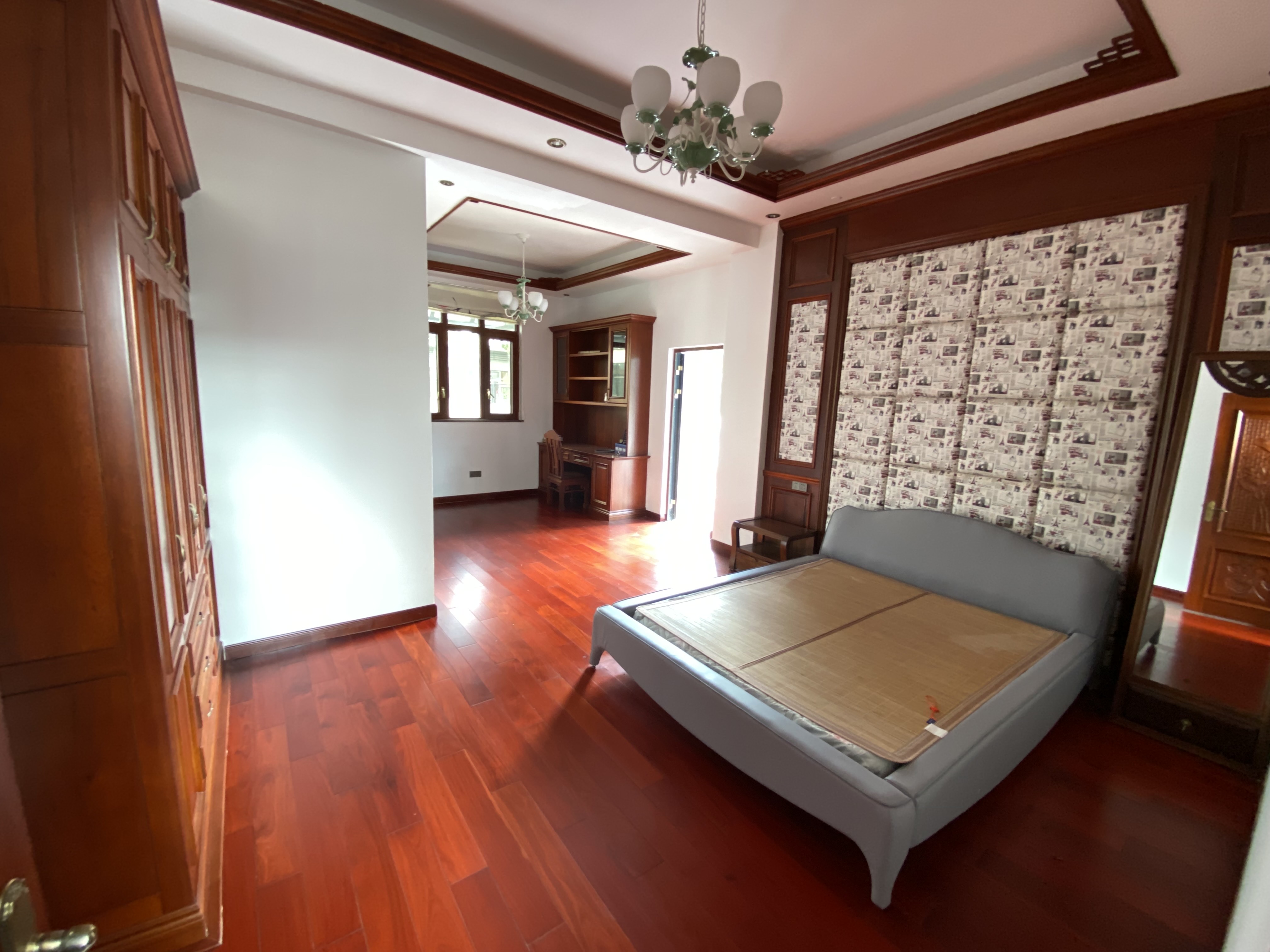 鸿洲江山 8室2厅6卫 20000.0元/月 鸿洲江山 8室2厅6卫 20000.0元/月室内图