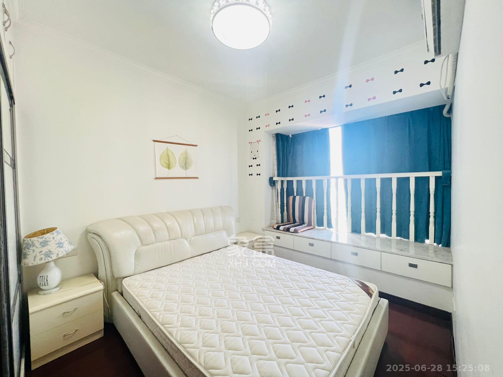 藏珑湖上国际花园 4室2厅2卫 3600.0元/月 藏珑湖上国际花园 4室2厅2卫 3600.0元/月室内图