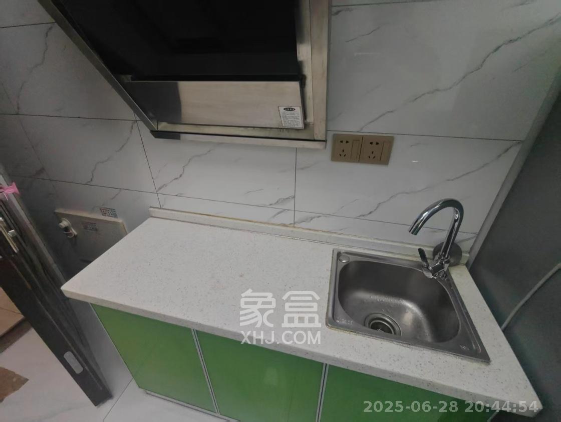 洋湖时代  1室1厅1卫    1180.0元/月室内图