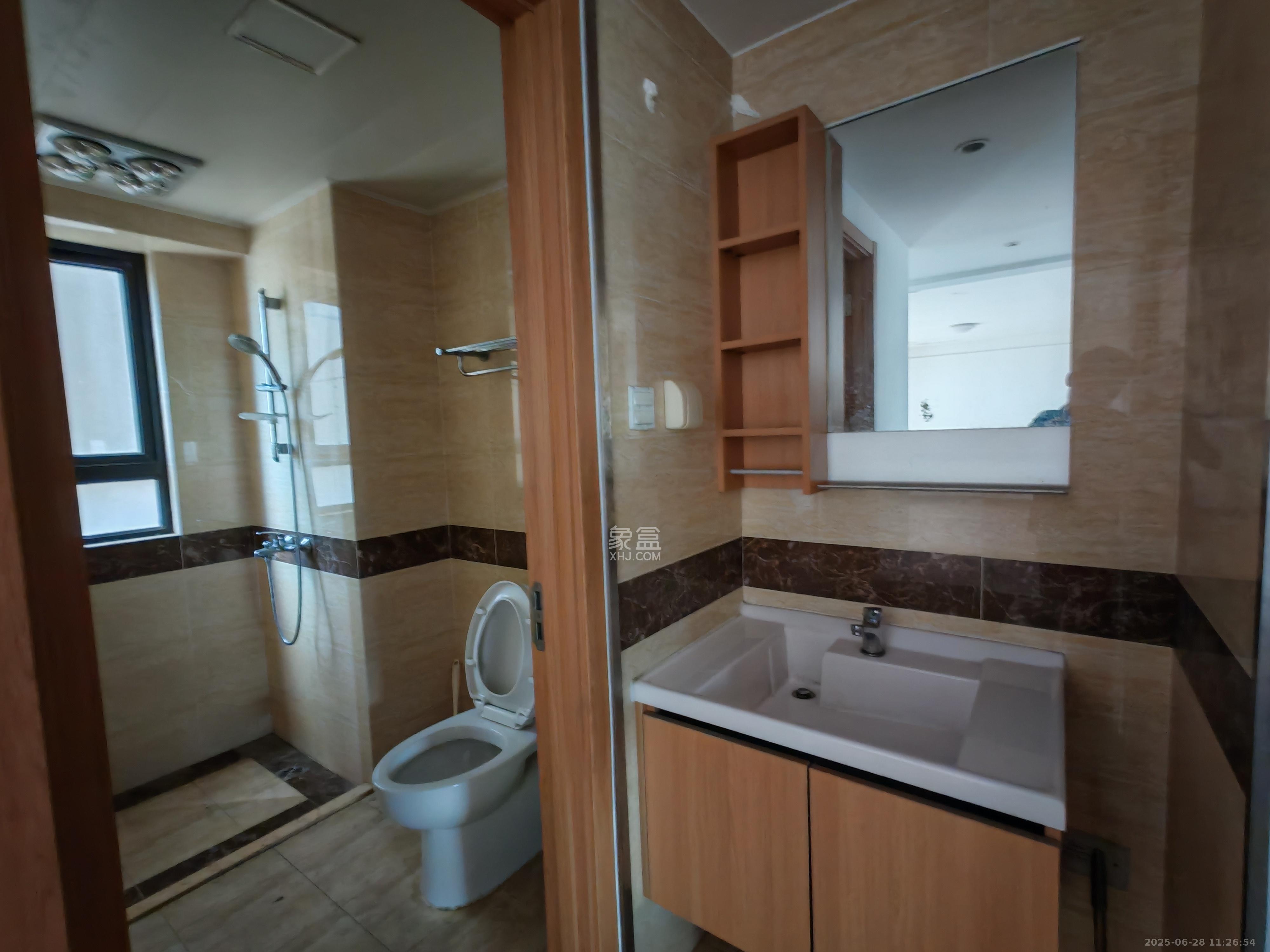 万科魅力之城非凡里 3室2厅2卫 2500.0元/月 万科魅力之城非凡里 3室2厅2卫 2500.0元/月室内图