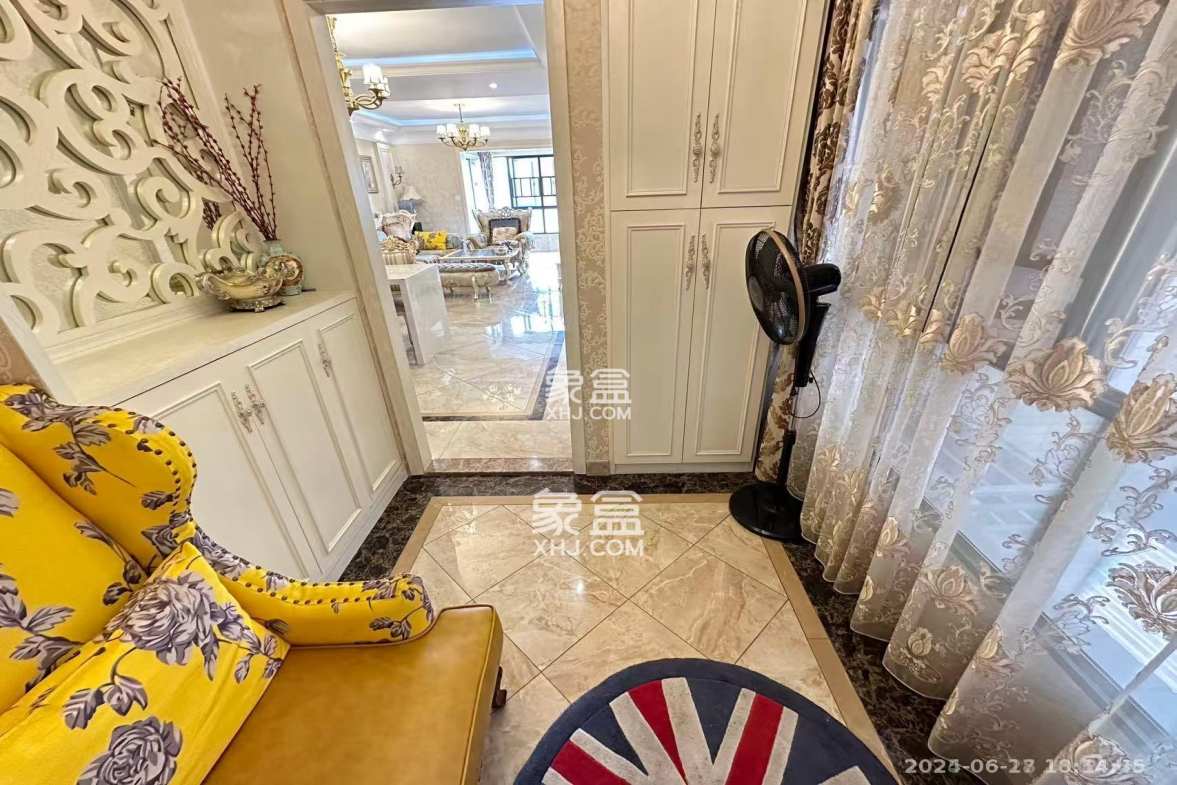 融科檀香山(融科紫檀、香山国际) 2室2厅1卫 3000.0元/月 融科檀香山(融科紫檀、香山国际) 2室2厅1卫 3000.0元/月室内图