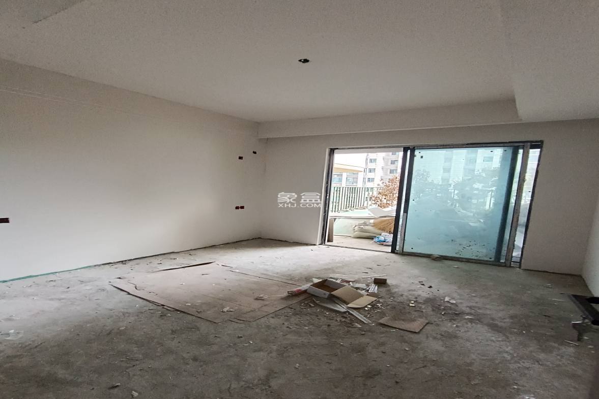 福天古庸院子 3室2厅2卫 2600.0元/月 福天古庸院子 3室2厅2卫 2600.0元/月室内图