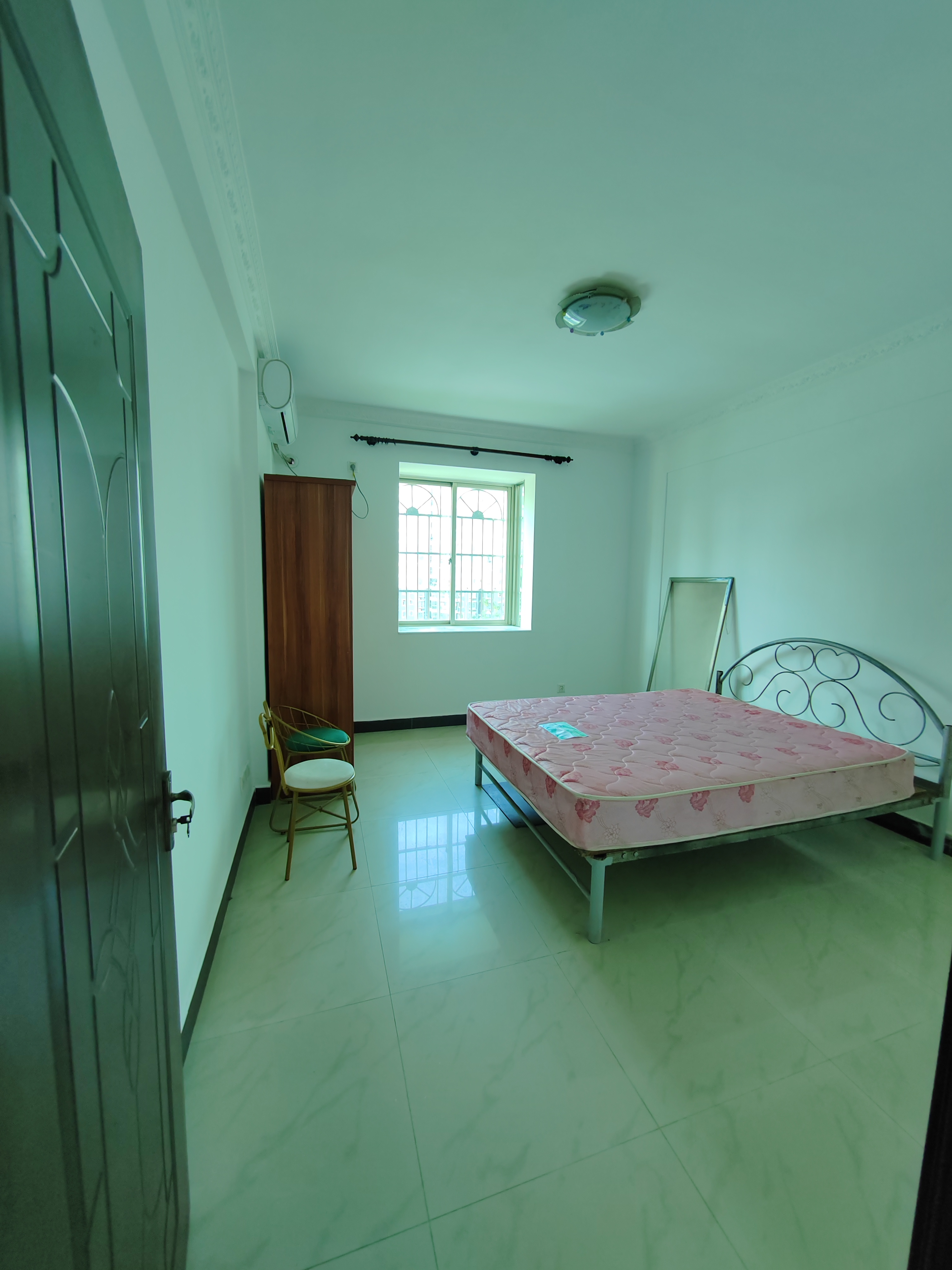 玉龙公寓 2室2厅1卫 2000.0元/月 玉龙公寓 2室2厅1卫 2000.0元/月室内图