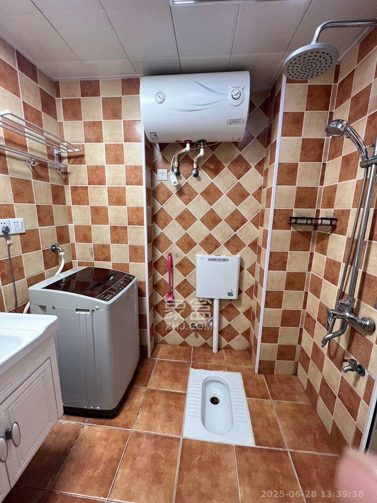 惠通才郡  1室1厅1卫   1600.00元/月室内图