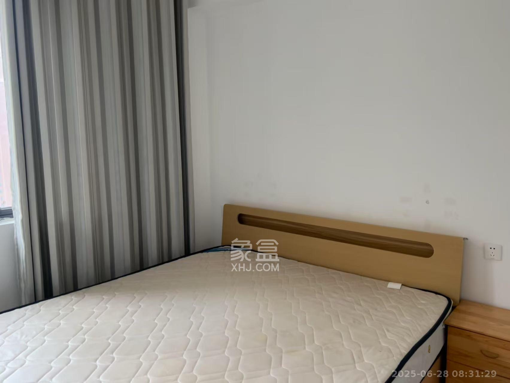 半山公馆(半山国际中心) 1室1厅1卫 2500.0元/月 半山公馆(半山国际中心) 1室1厅1卫 2500.0元/月室内图